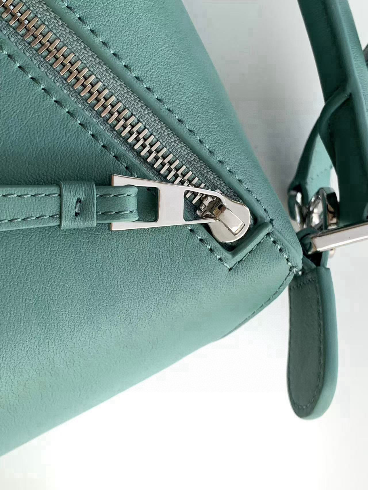 Loewe 新版本几何包小号24CM Puzzle手袋