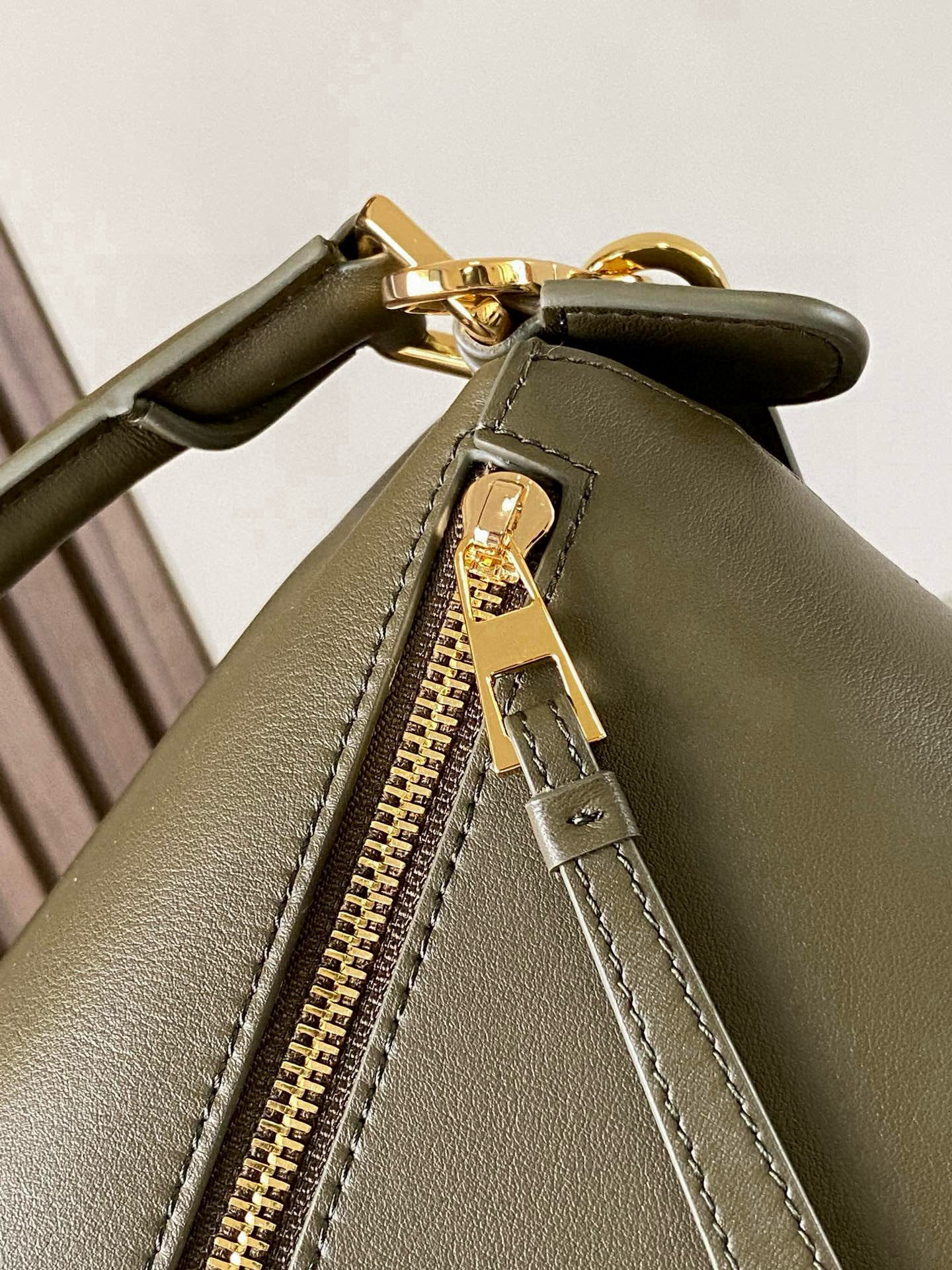 Loewe 新版本几何包小号24CM Puzzle手袋