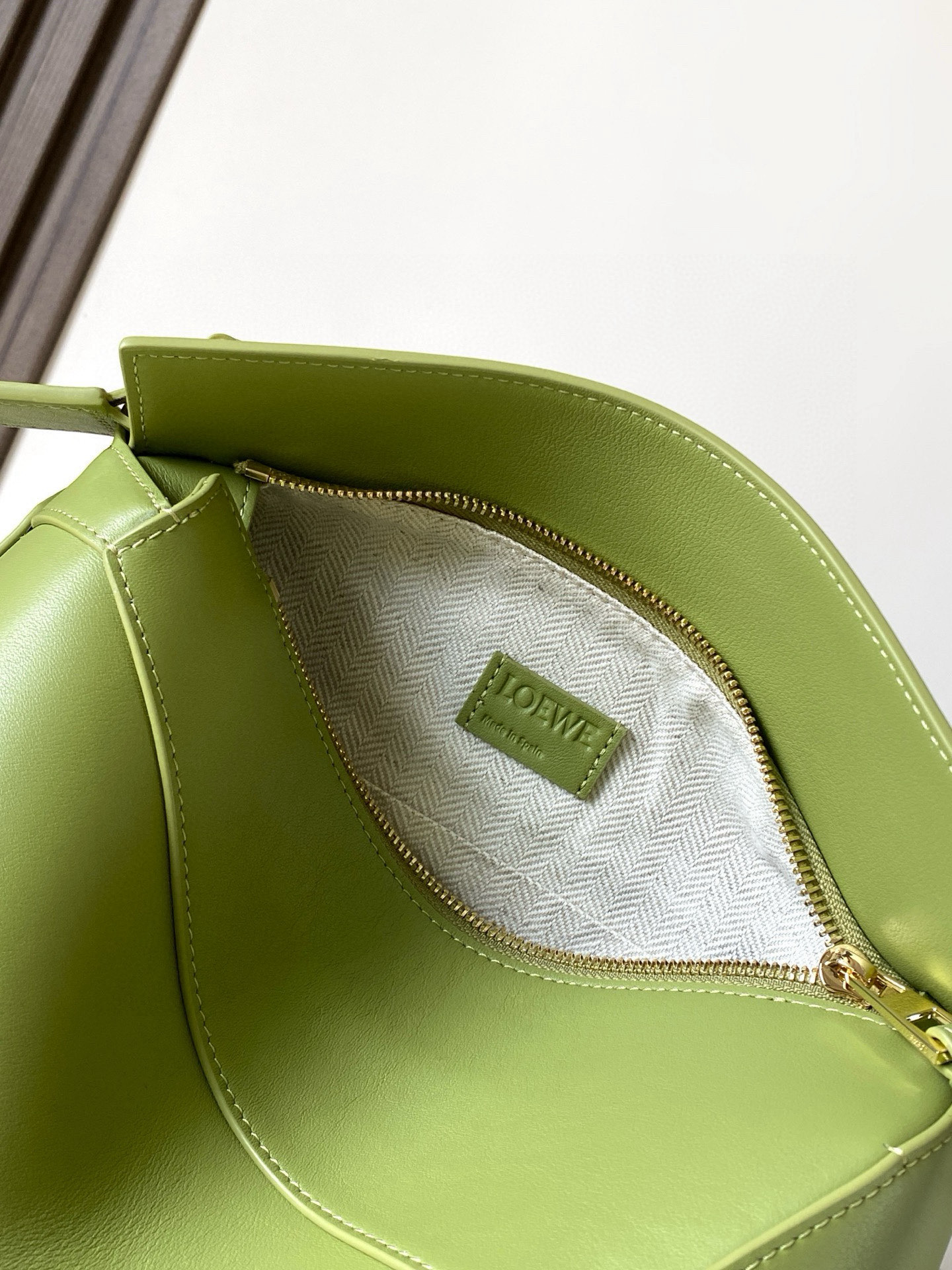 Loewe 新版本几何包小号24CM Puzzle手袋