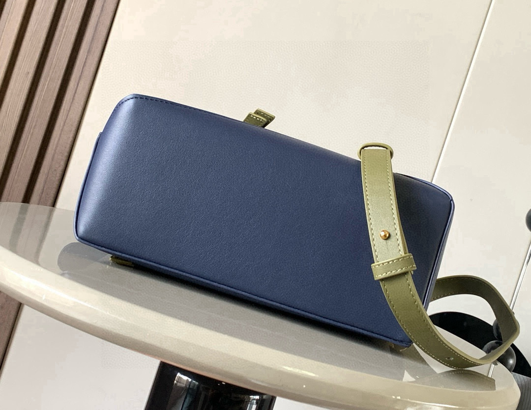 Loewe 新版本几何包小号24CM Puzzle手袋