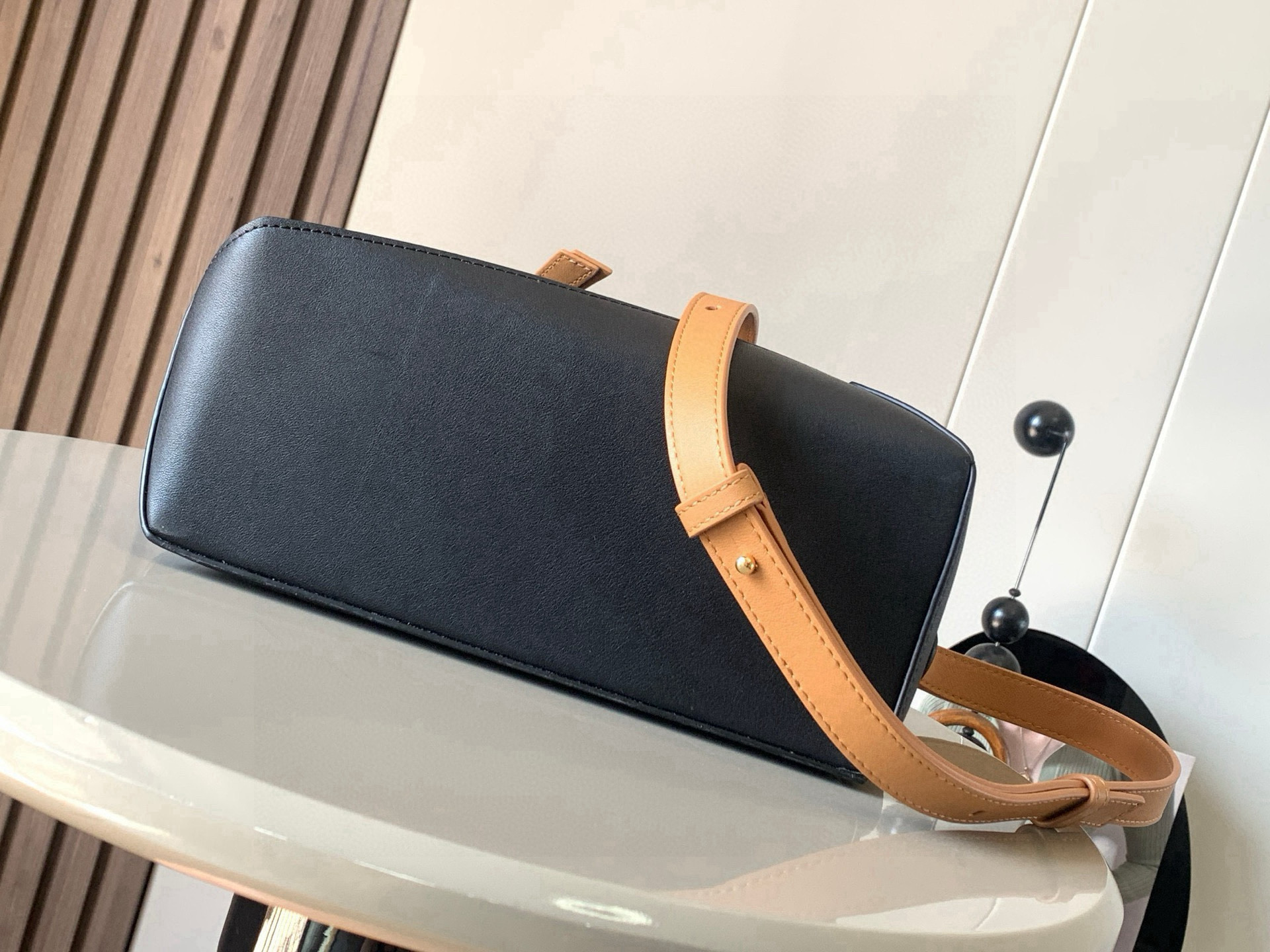 Loewe 新版本几何包小号24CM Puzzle手袋