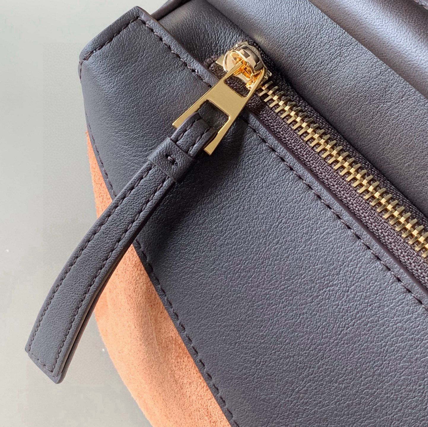 Loewe 新版本几何包小号24CM Puzzle手袋