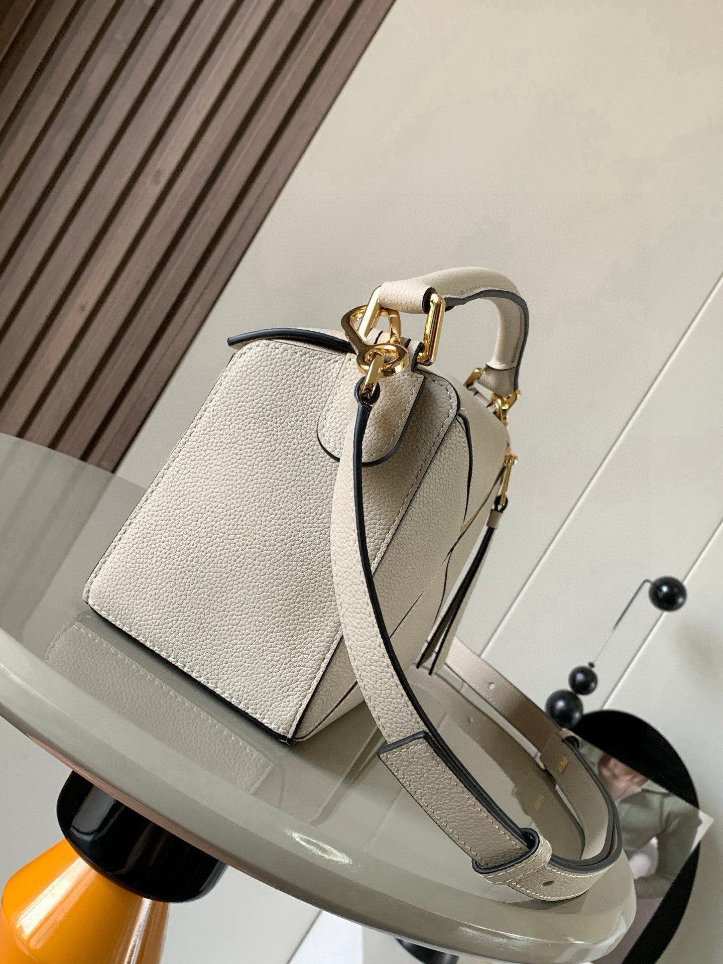 Loewe 限时特价几何包24CMPuzzle手袋