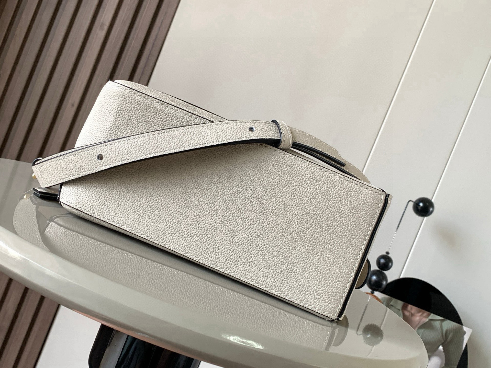 Loewe 限时特价几何包24CMPuzzle手袋