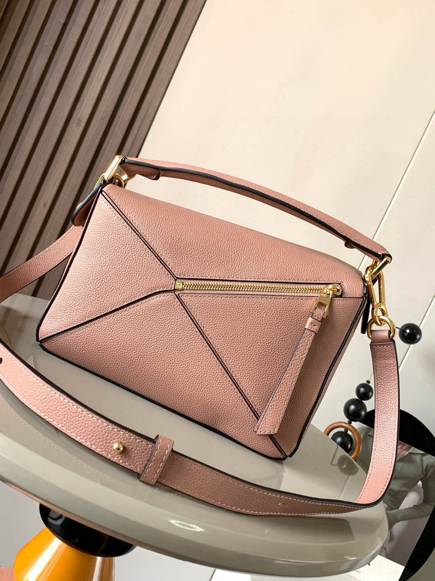 Loewe 限时特价几何包24CMPuzzle手袋