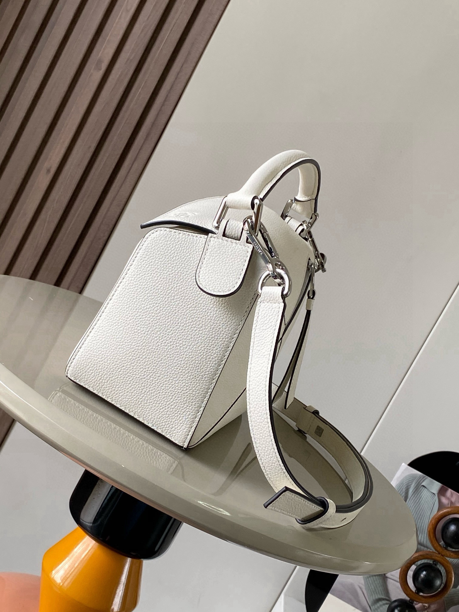 Loewe 限时特价几何包24CMPuzzle手袋