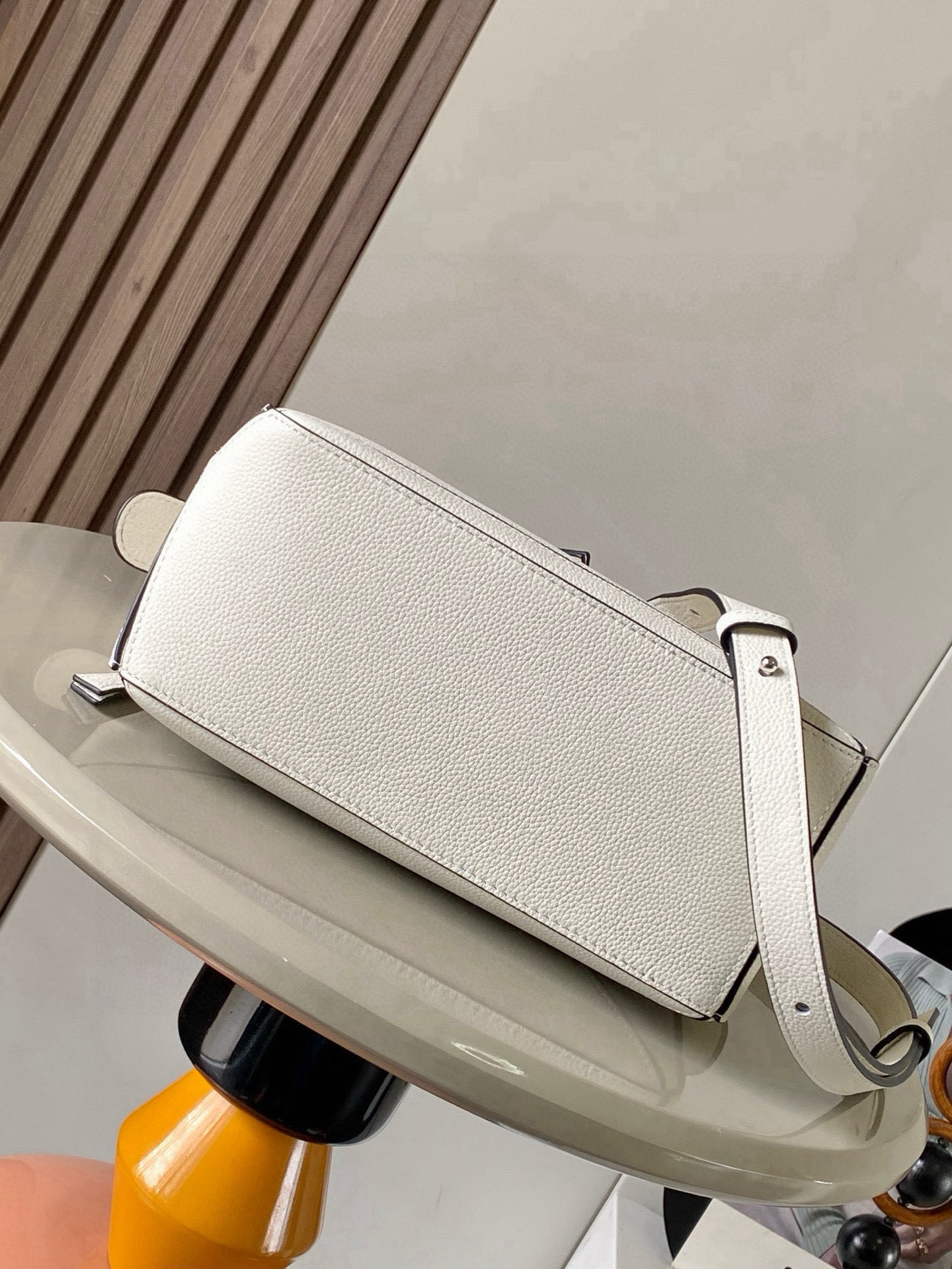 Loewe 限时特价几何包24CMPuzzle手袋