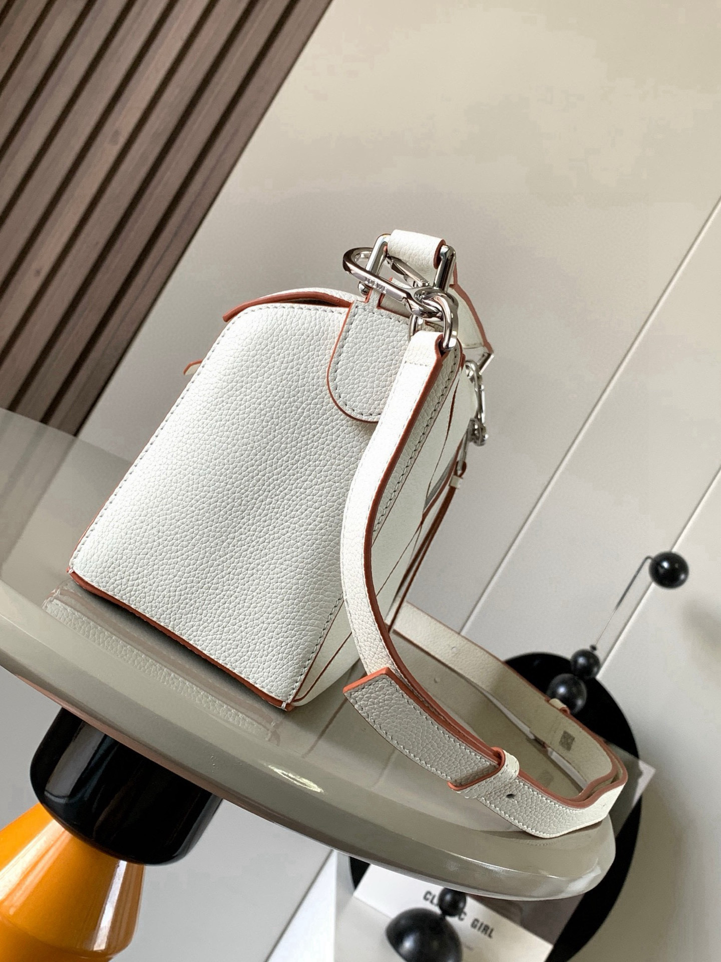 Loewe 限时特价几何包24CMPuzzle手袋