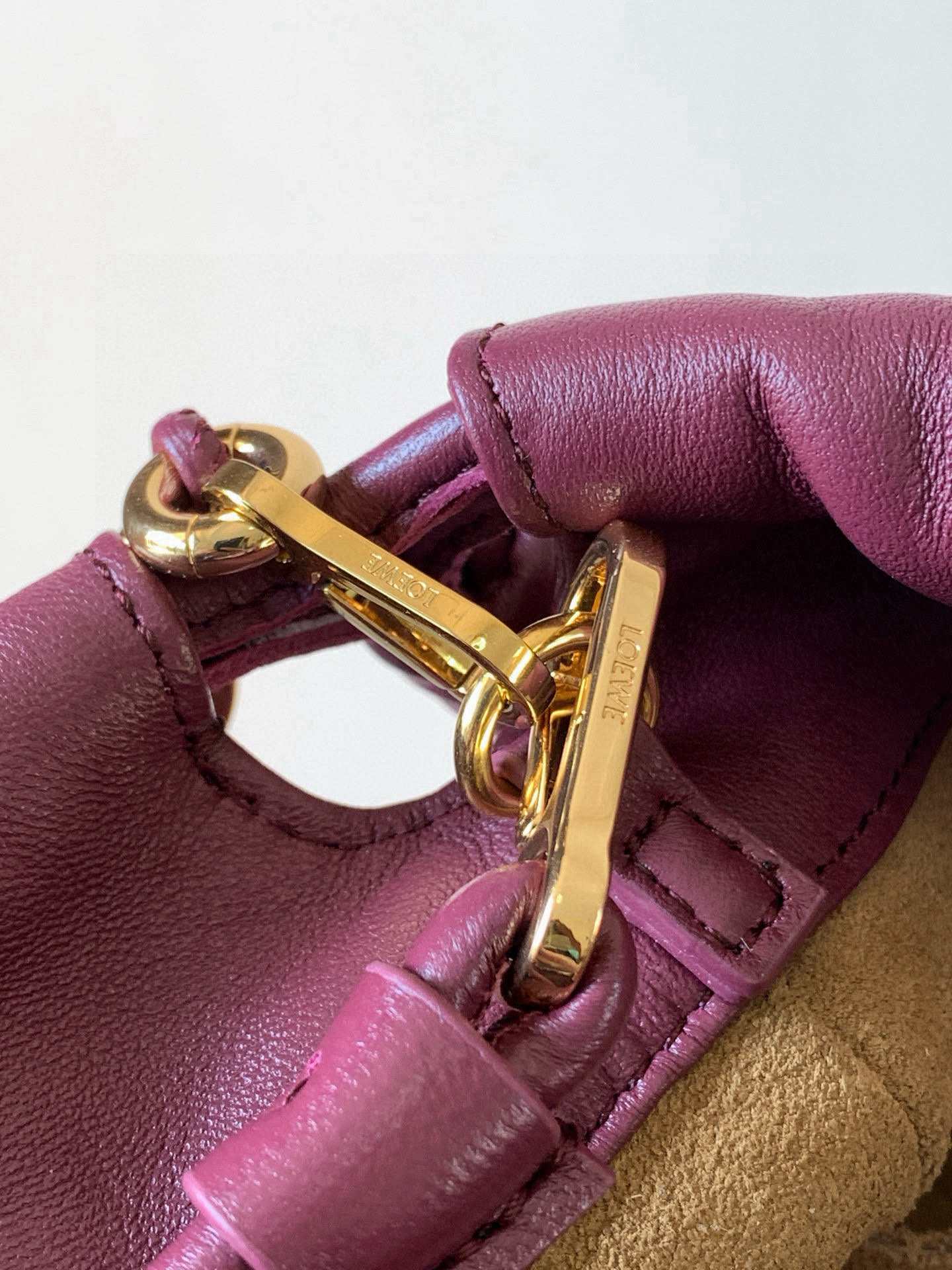 Loewe 柔软纳帕羊皮革 Flamenco