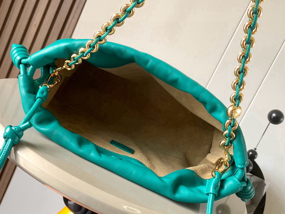 Loewe 柔软纳帕羊皮革 Flamenco