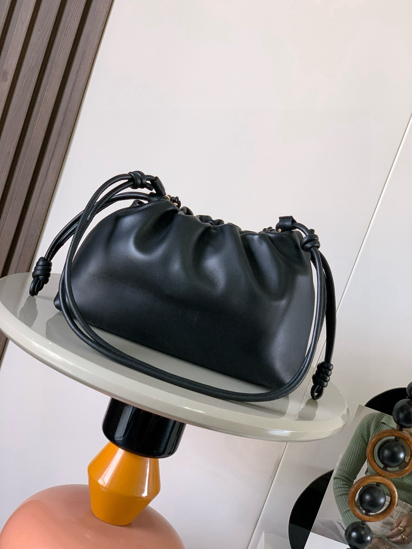 Loewe 柔软纳帕羊皮革 Flamenco
