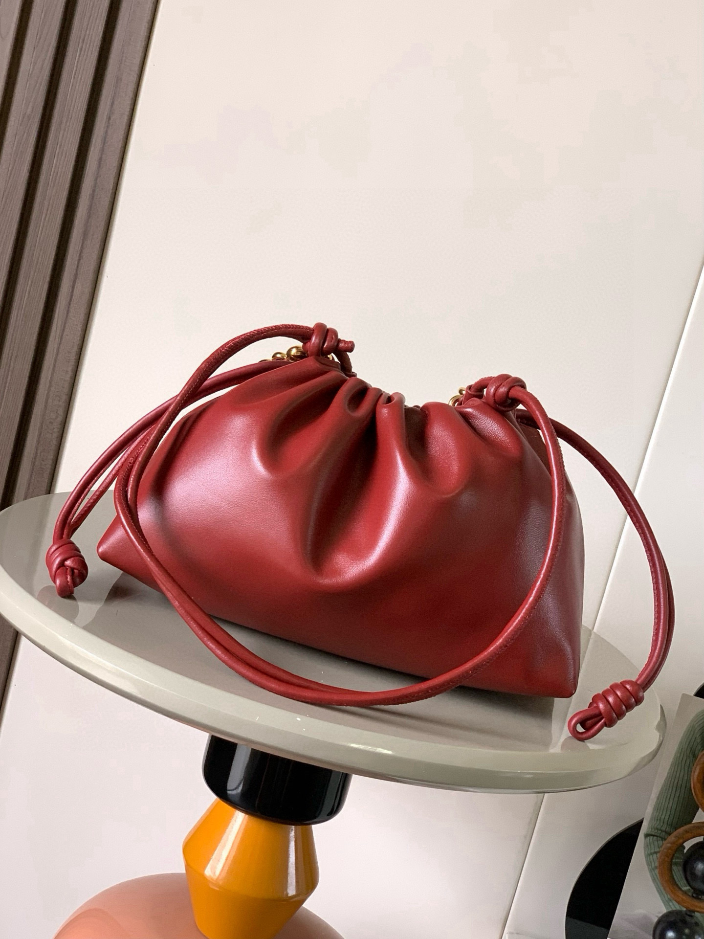 Loewe 柔软纳帕羊皮革 Flamenco