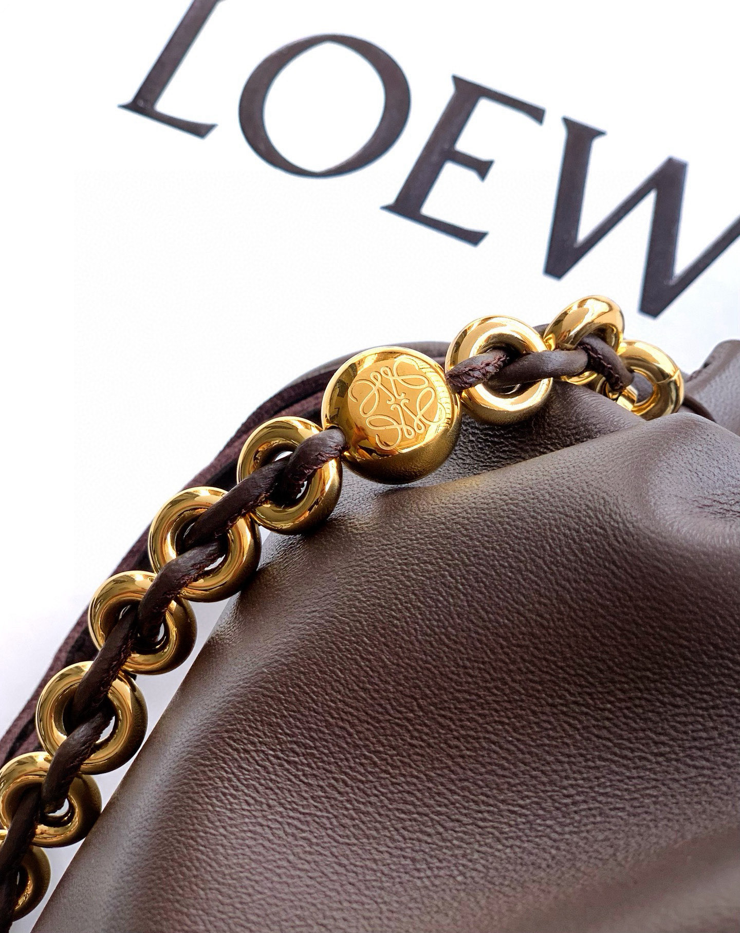 Loewe 柔软纳帕羊皮革 Flamenco