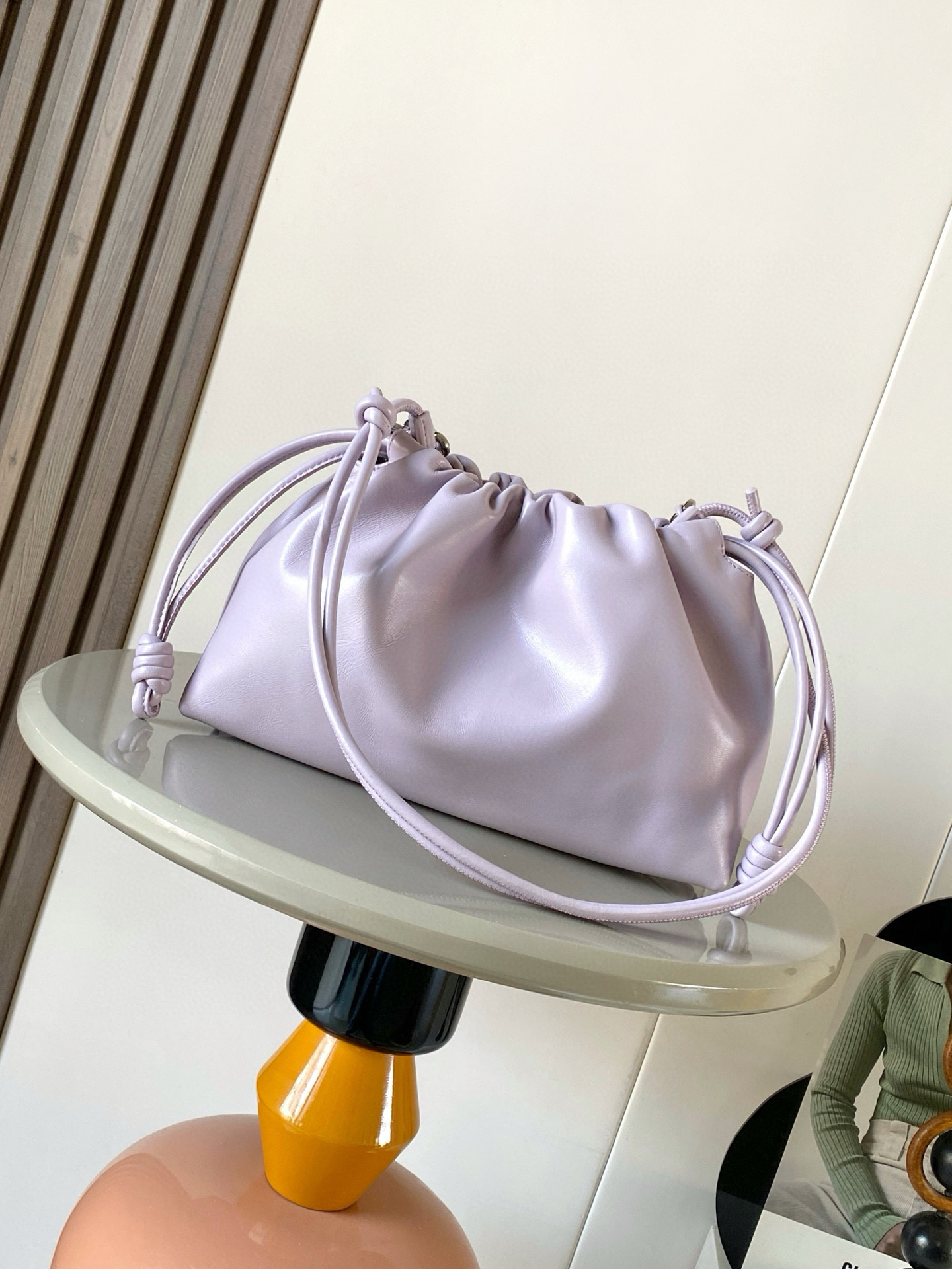 Loewe 柔软纳帕羊皮革 Flamenco