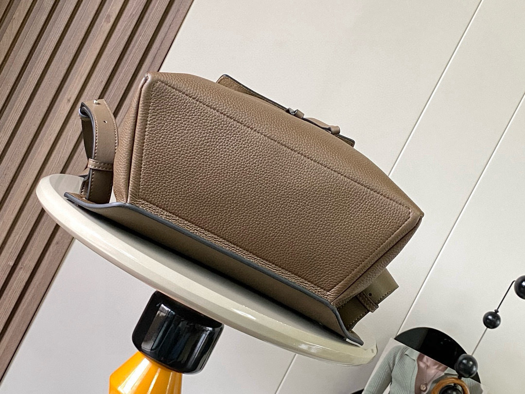 Loewe Taupe everyday