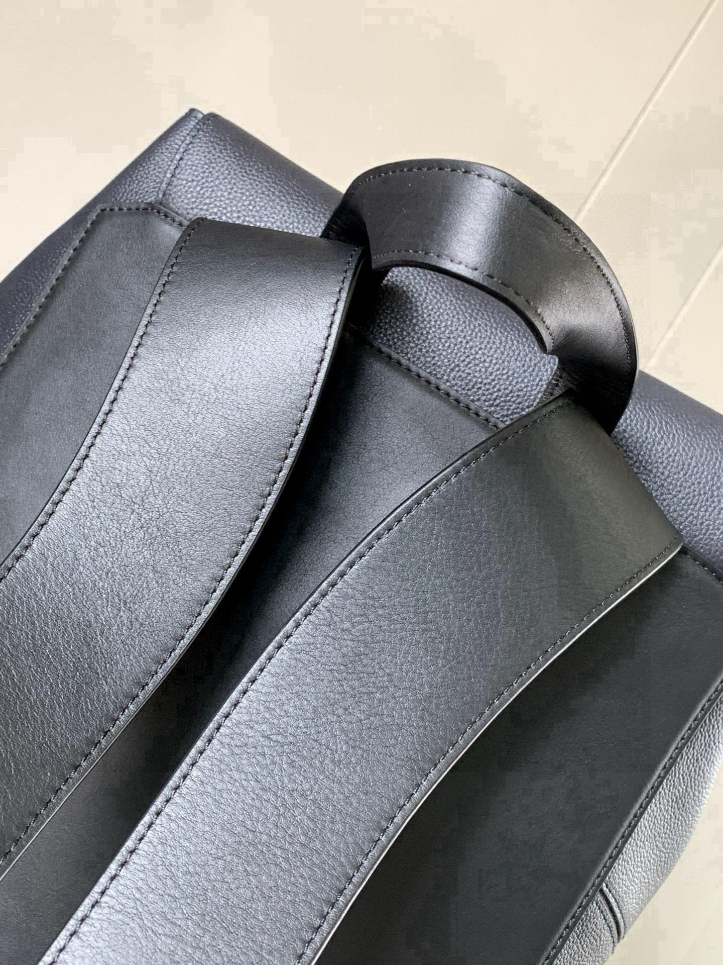 Loewe Puzzle Black and Grey Standard backpack
