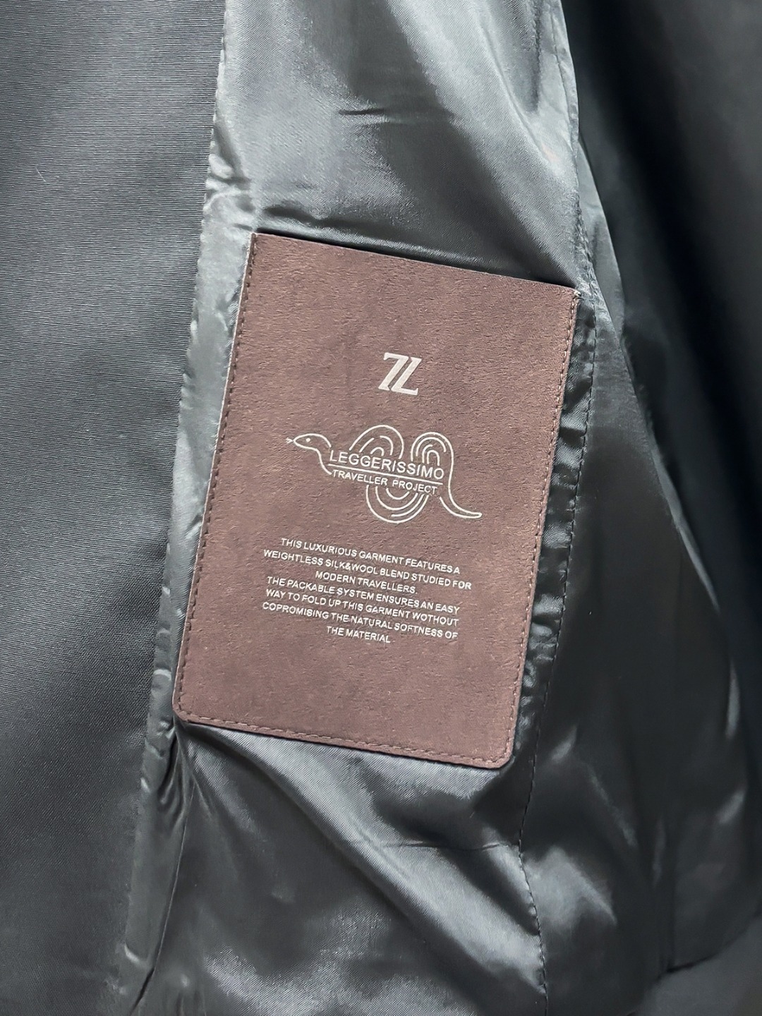 Zeg# 25春夏 男装高端西装
高端精品系列,男女同款,贸易公司渠道订单,官网专柜在售系列,业内