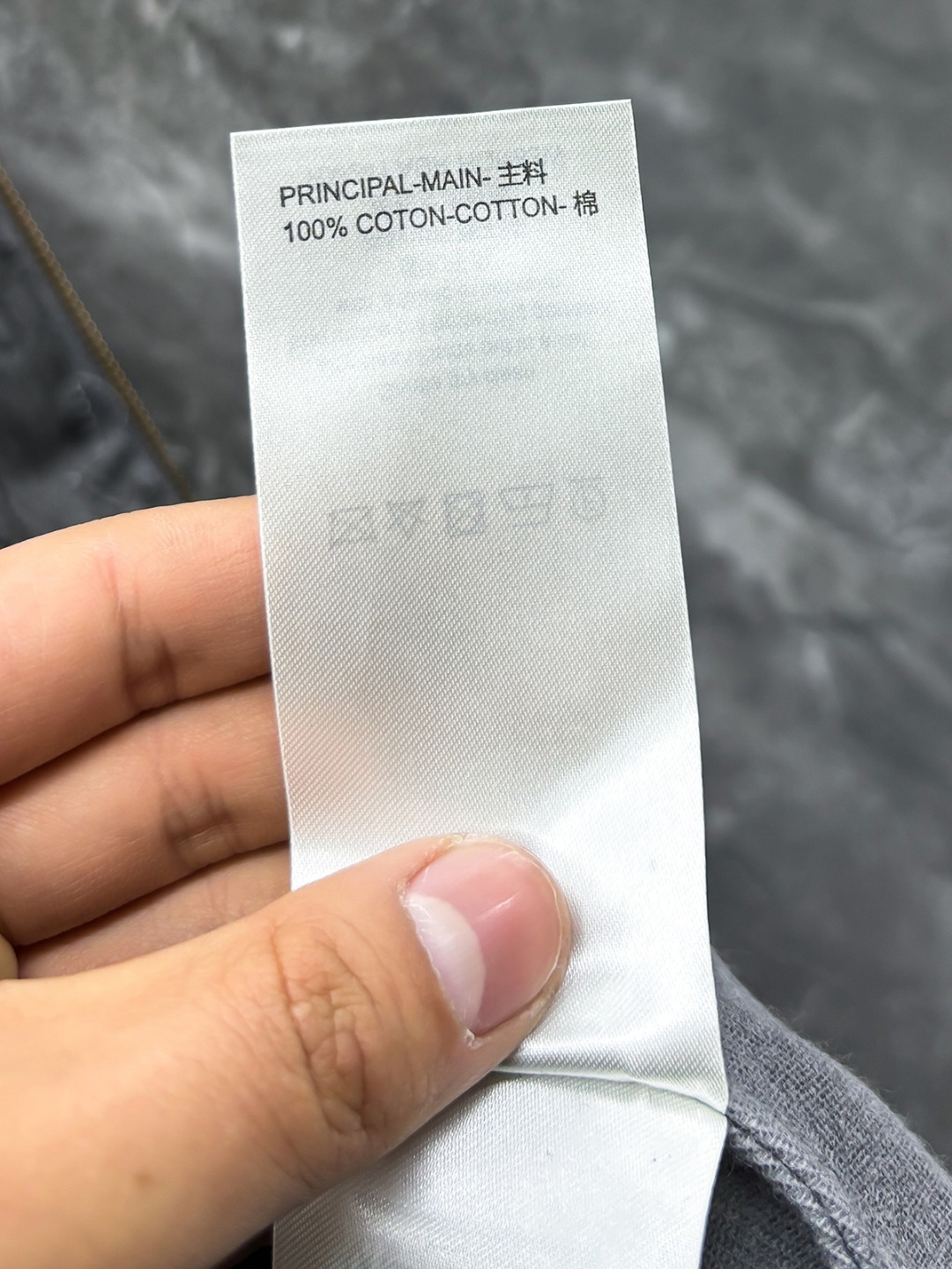 LV# 25春夏 男装高端梭织/风衣 系列外套
高端精品系列,男女同款,贸易公司渠道订单,官网专柜