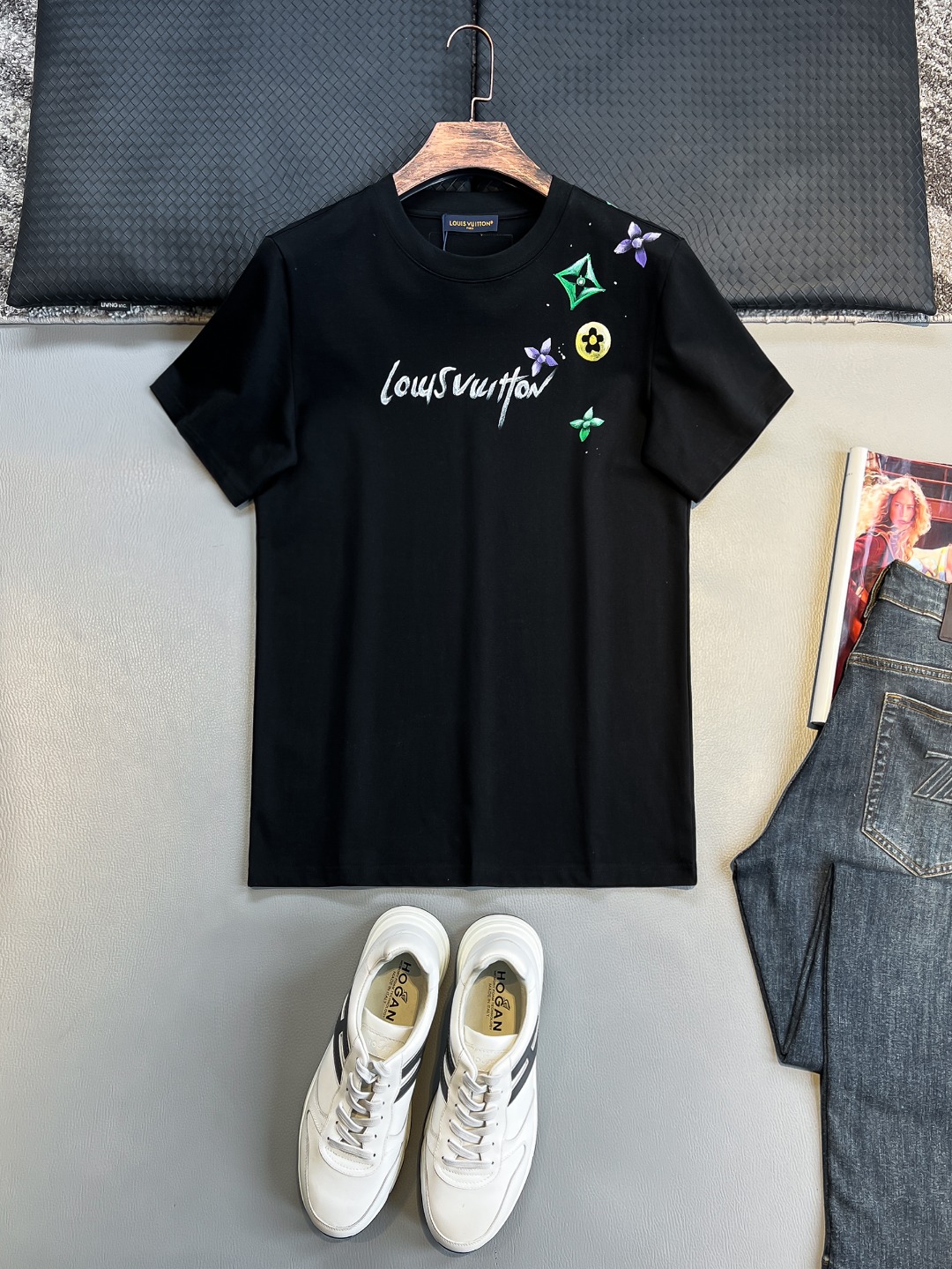 LV#  2025春夏新款首发专柜最新款短袖圆领T恤 高端订制 设...