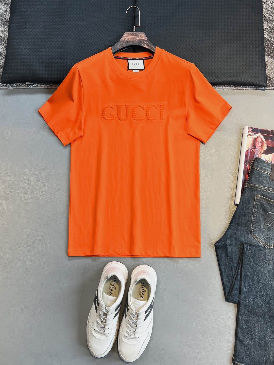 GU#  2025春夏新款首发专柜最新款短袖圆领T恤 高端订制 设...