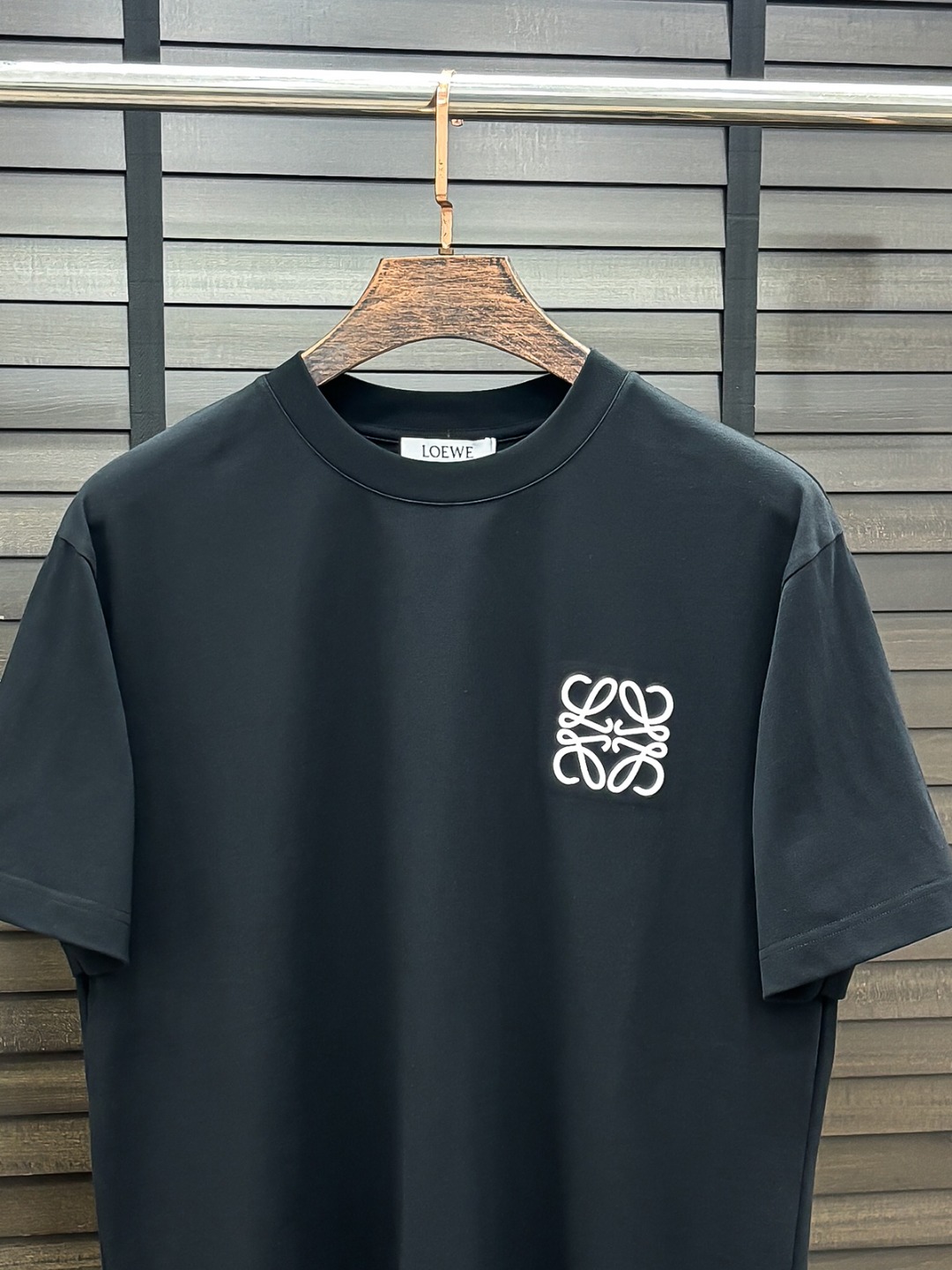 -LOE#  2026 春夏新款首发专柜最新款短袖圆领T恤 高端订制 设计前卫时尚！品牌logo重工艺设
