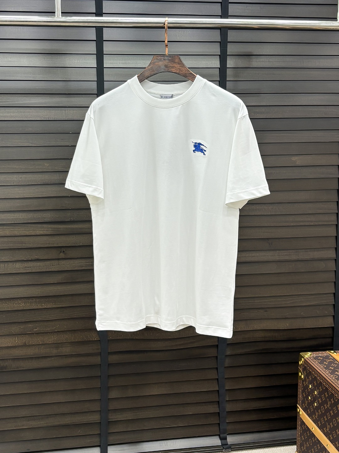 -BU#  2026 春夏新款首发专柜最新款短袖圆领T恤 高端订制 设计前卫时尚！品牌logo重工艺设计