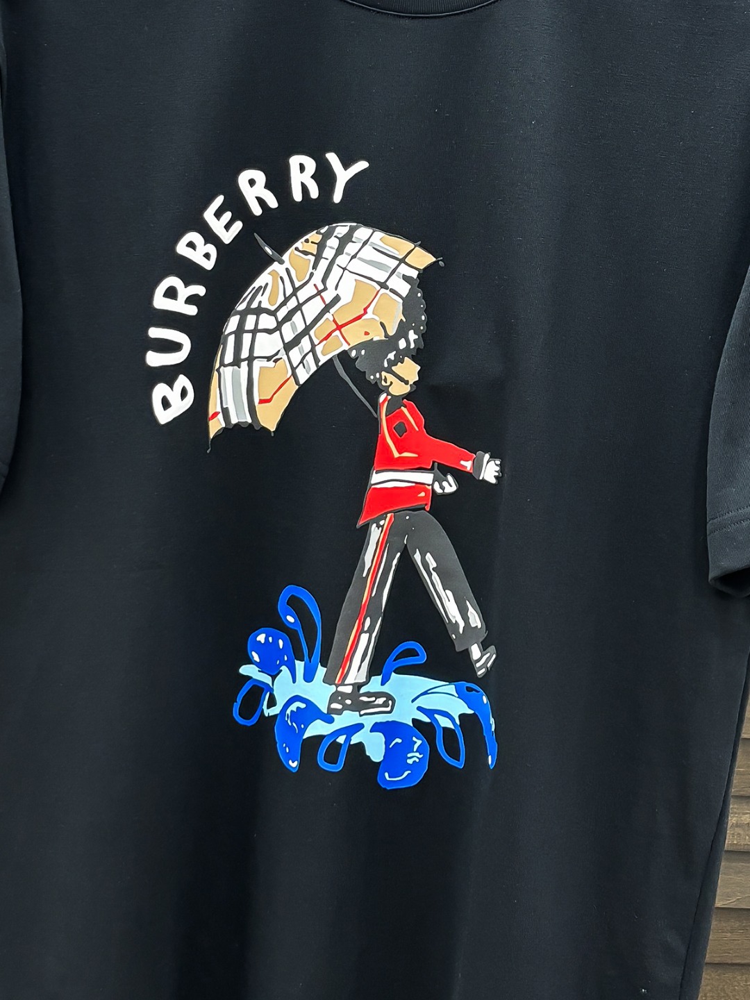 -BUR#  2026 春夏新款首发专柜最新款短袖圆领T恤 高端订制 设计前卫时尚！品牌logo重工艺设