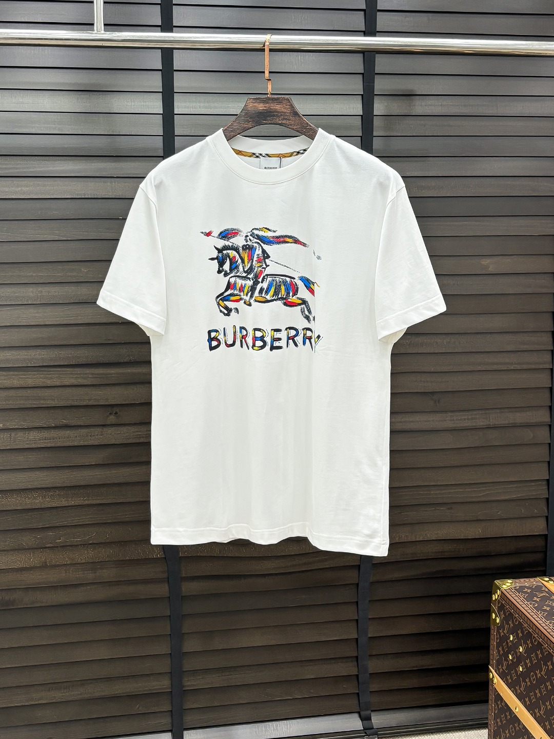 -BU#  2026 春夏新款首发专柜最新款短袖圆领T恤 高端订制 设计前卫时尚！品牌logo重工艺设计
