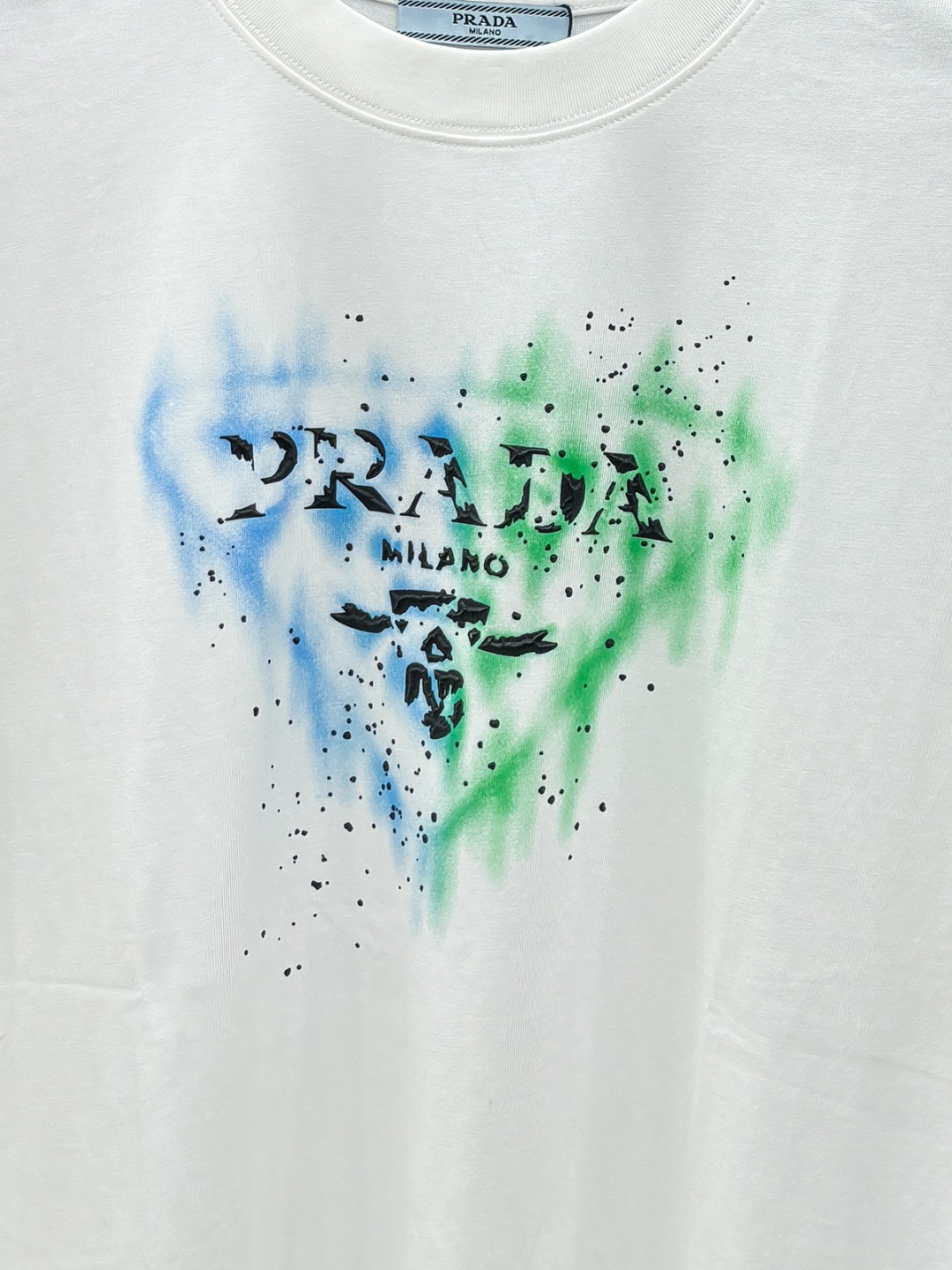 -PRD#  2026 春夏新款首发专柜最新款短袖圆领T恤 高端订制 设计前卫时尚！品牌logo重工艺设