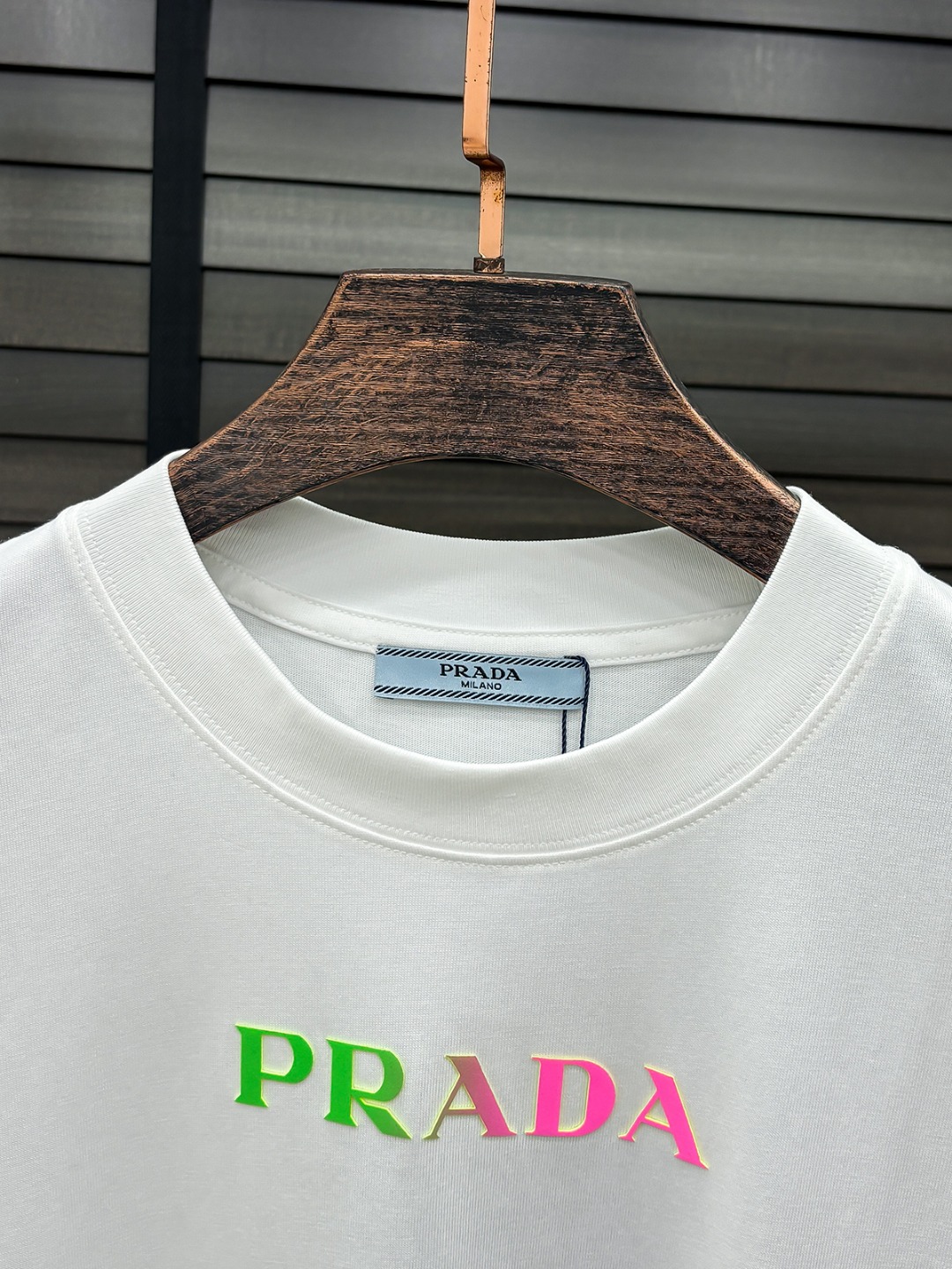 -PRD#  2026 春夏新款首发专柜最新款短袖圆领T恤 高端订制 设计前卫时尚！品牌logo重工艺设
