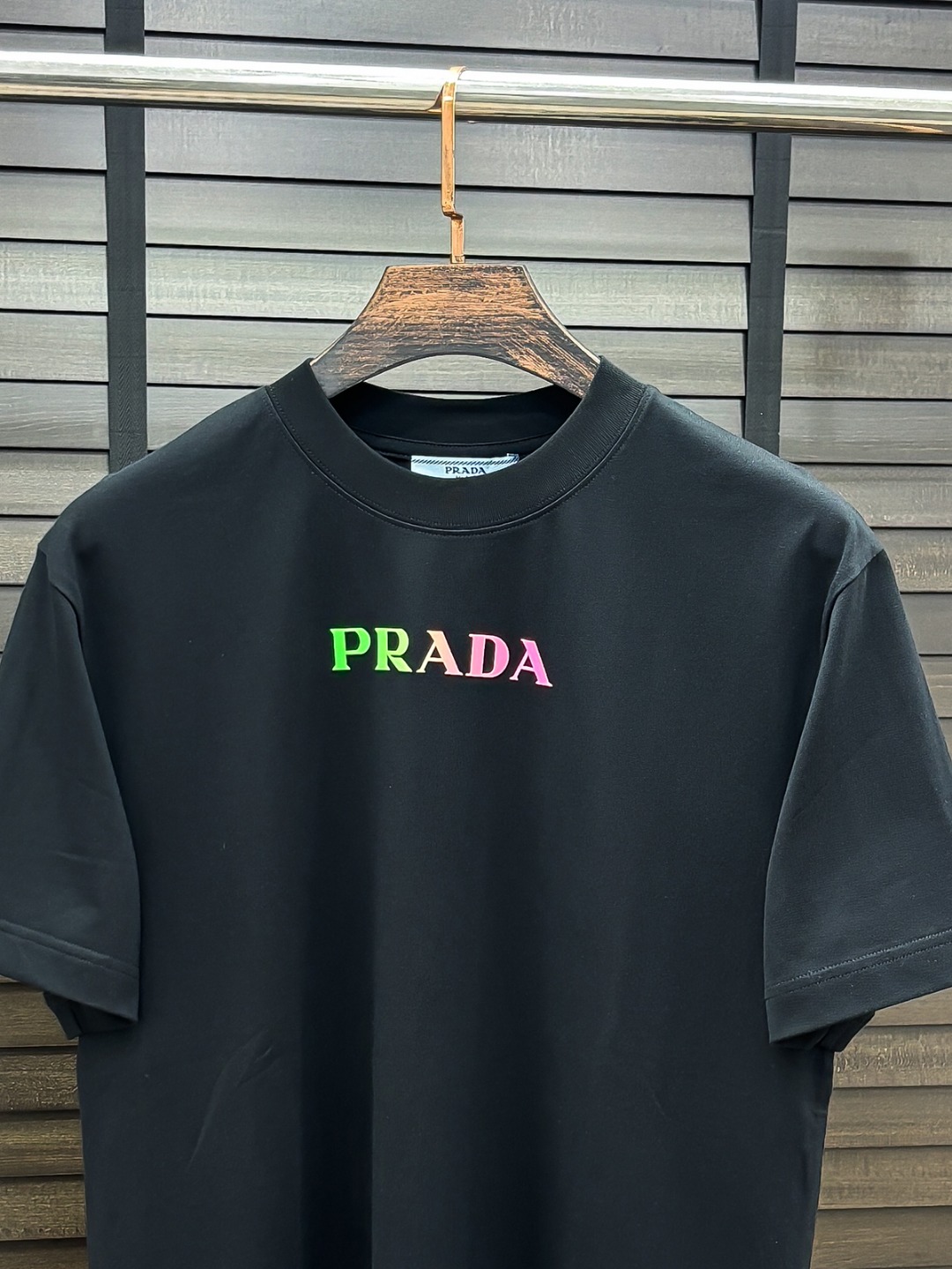 -PRD#  2026 春夏新款首发专柜最新款短袖圆领T恤 高端订制 设计前卫时尚！品牌logo重工艺设