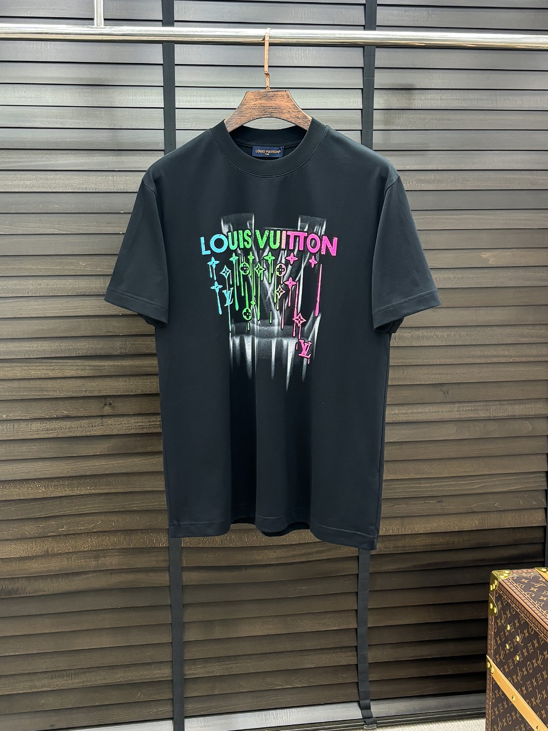 -驴家#  2026 春夏新款首发专柜最新款短袖圆领T恤 高端订制 设计前卫时尚！品牌logo重工艺设计