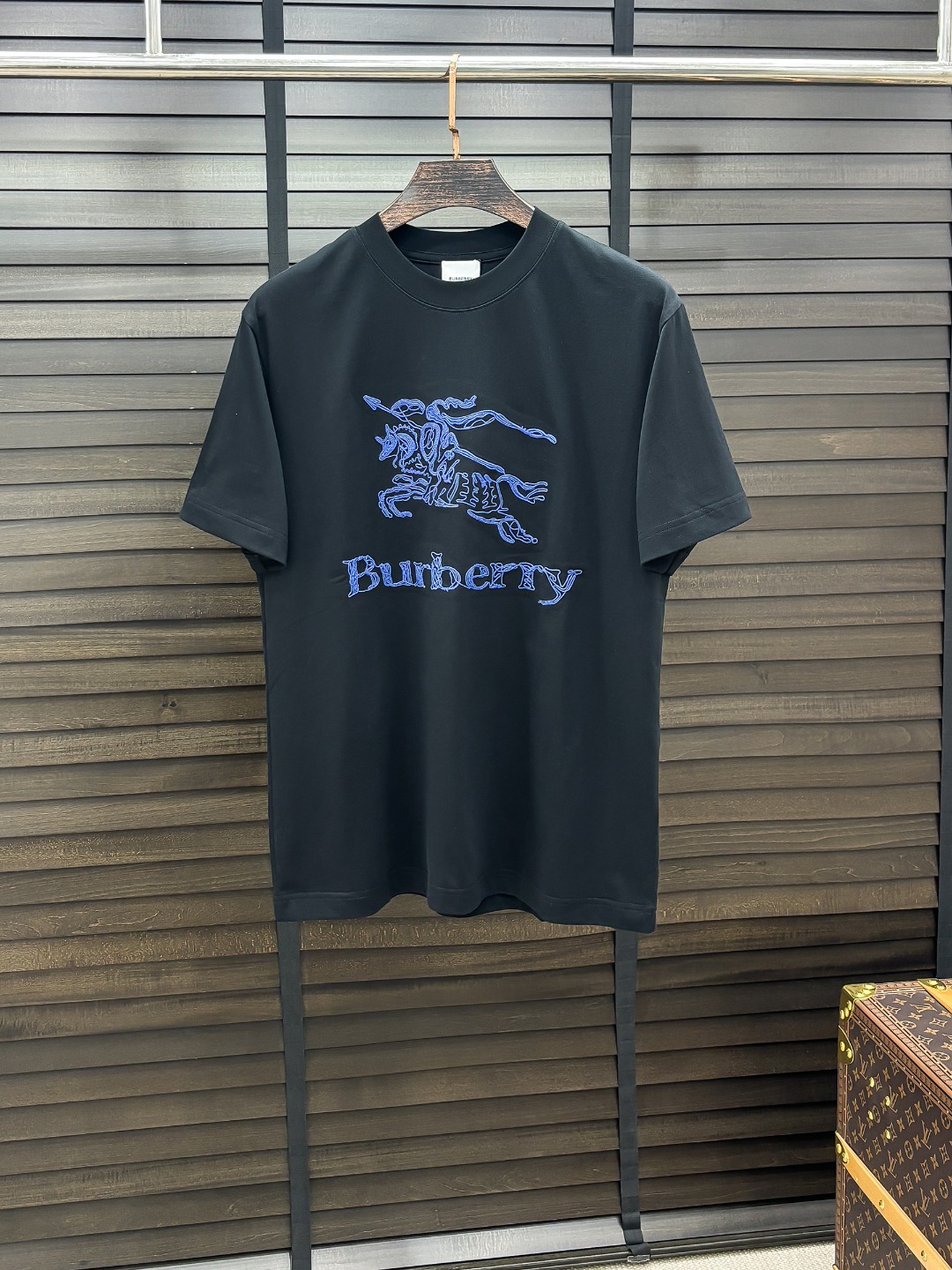 -BU#  2026 春夏新款首发专柜最新款短袖圆领T恤 高端订制 设计前卫时尚！品牌logo重工艺设计