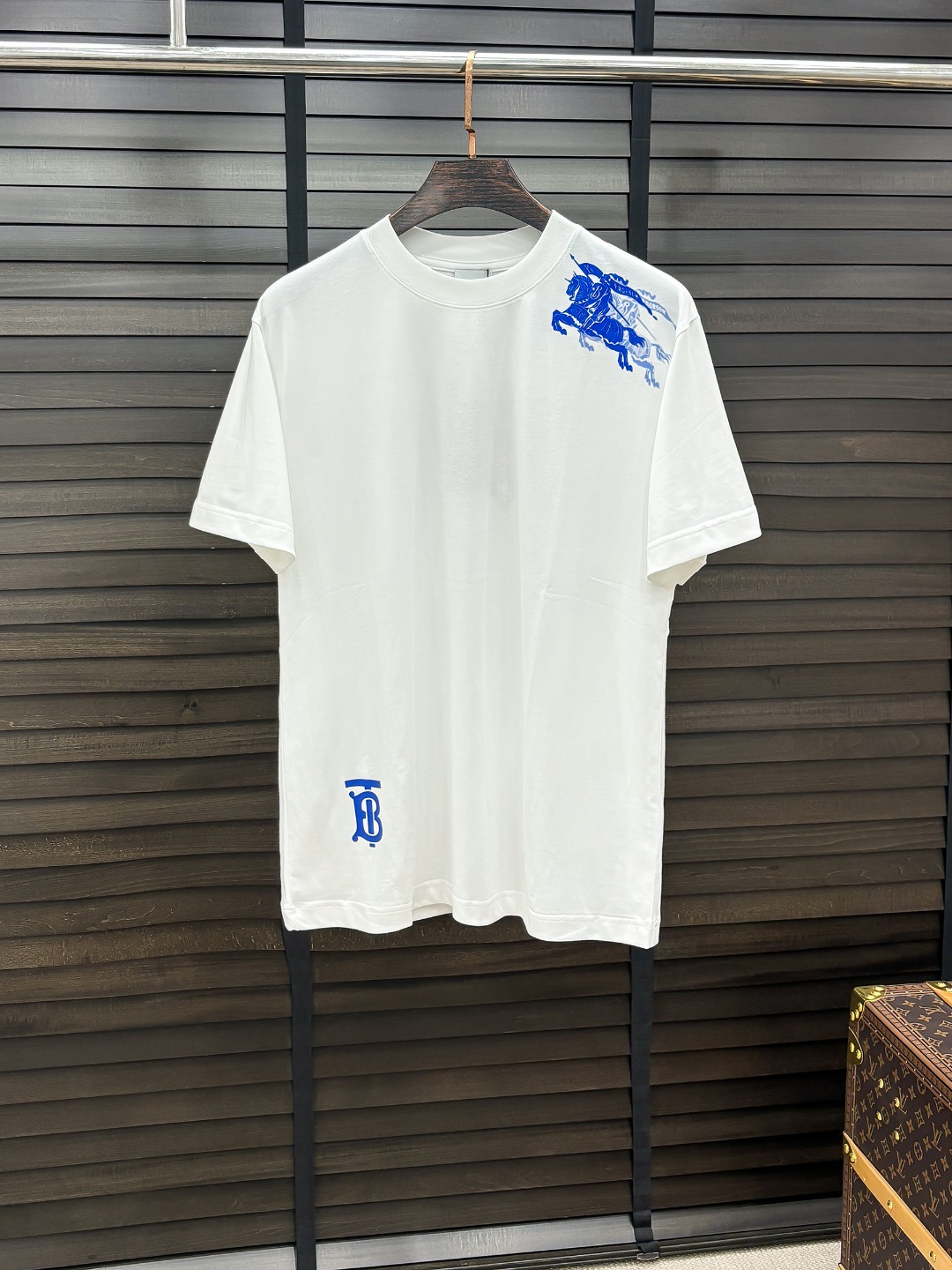 -BUR#  2026 春夏新款首发专柜最新款短袖圆领T恤 高端订制 设计前卫时尚！品牌logo重工艺设