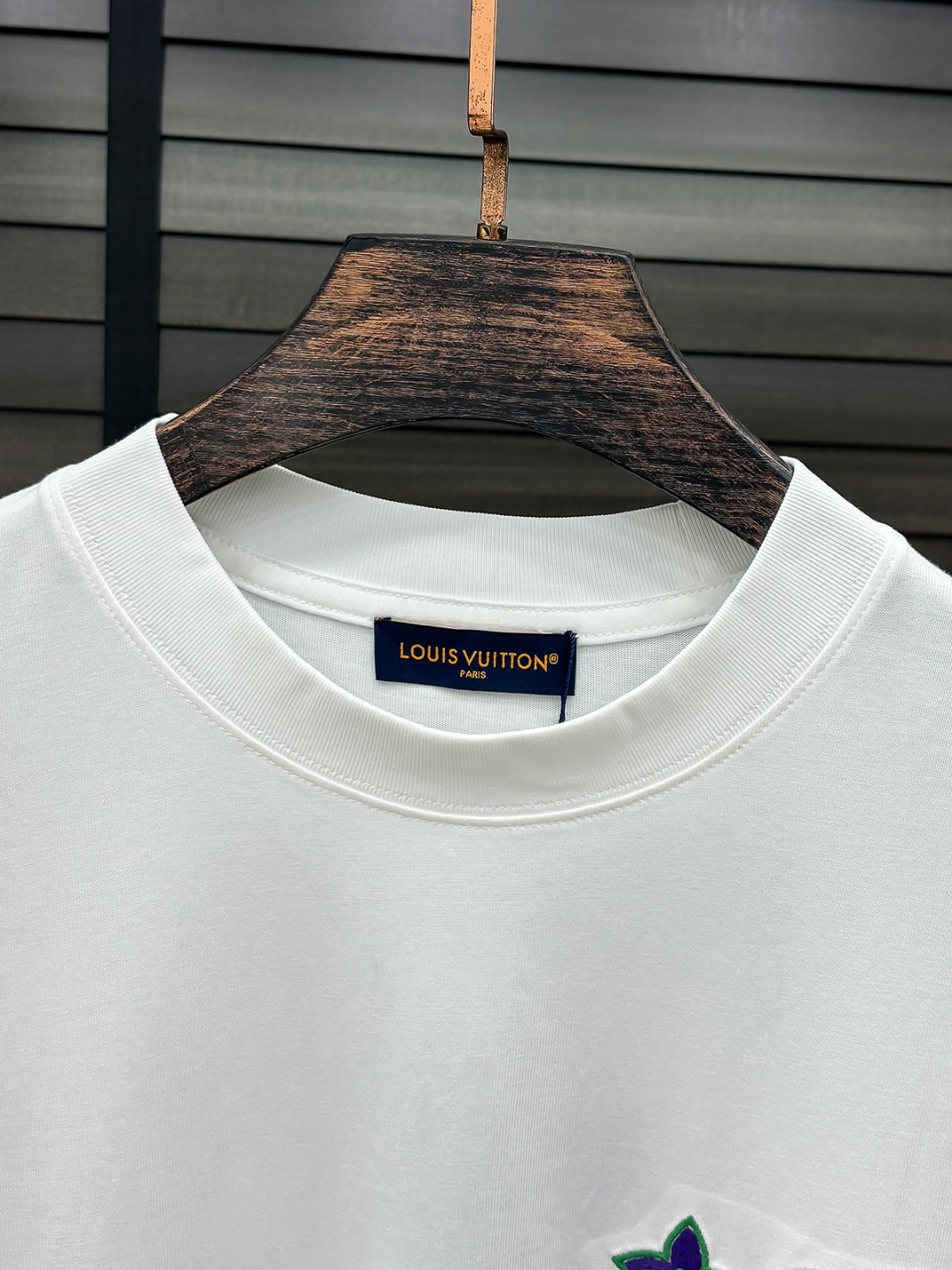 -驴家#  2026 春夏新款首发专柜最新款短袖圆领T恤 高端订制 设计前卫时尚！品牌logo重工艺设计