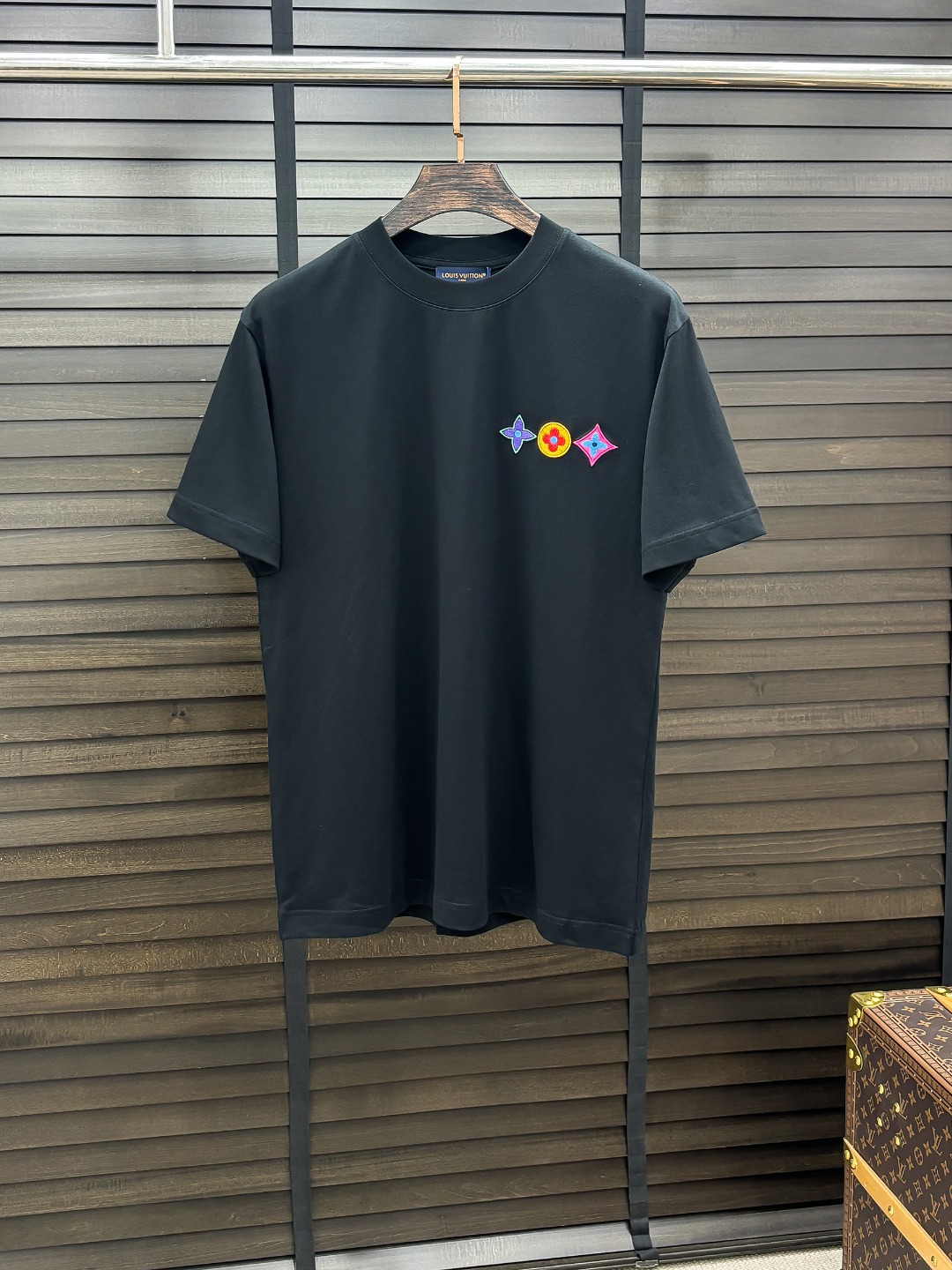 -驴家#  2026 春夏新款首发专柜最新款短袖圆领T恤 高端订制 设计前卫时尚！品牌logo重工艺设计