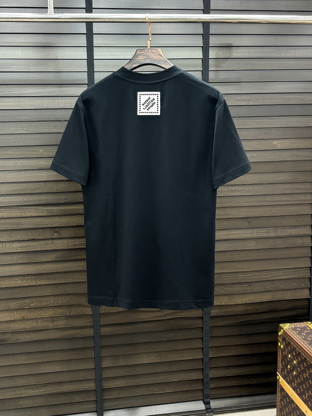 -驴家#  2026 春夏新款首发专柜最新款短袖圆领T恤 高端订制 设计前卫时尚！品牌logo重工艺设计