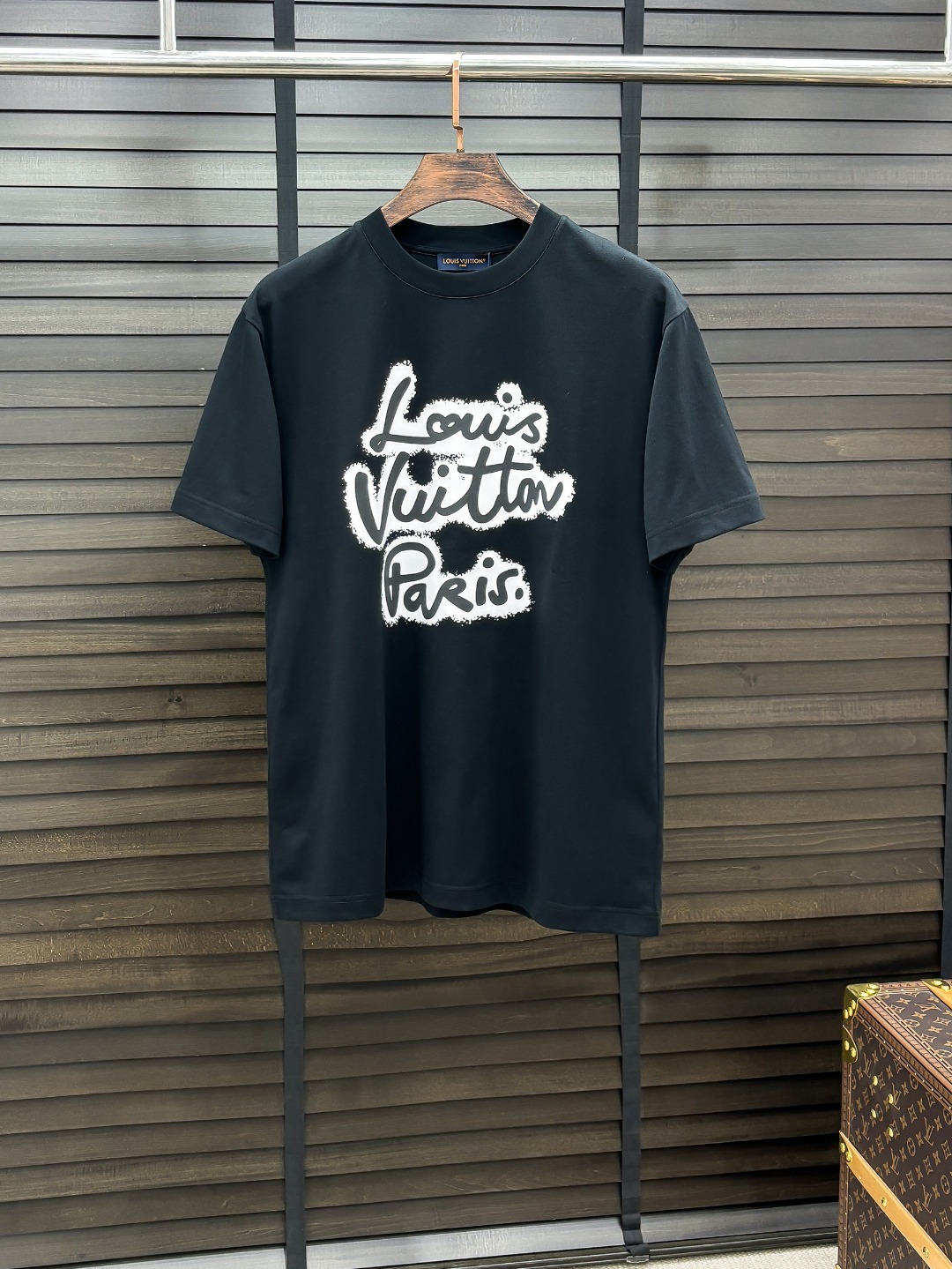 -驴家#  2026 春夏新款首发专柜最新款短袖圆领T恤 高端订制 设计前卫时尚！品牌logo重工艺设计