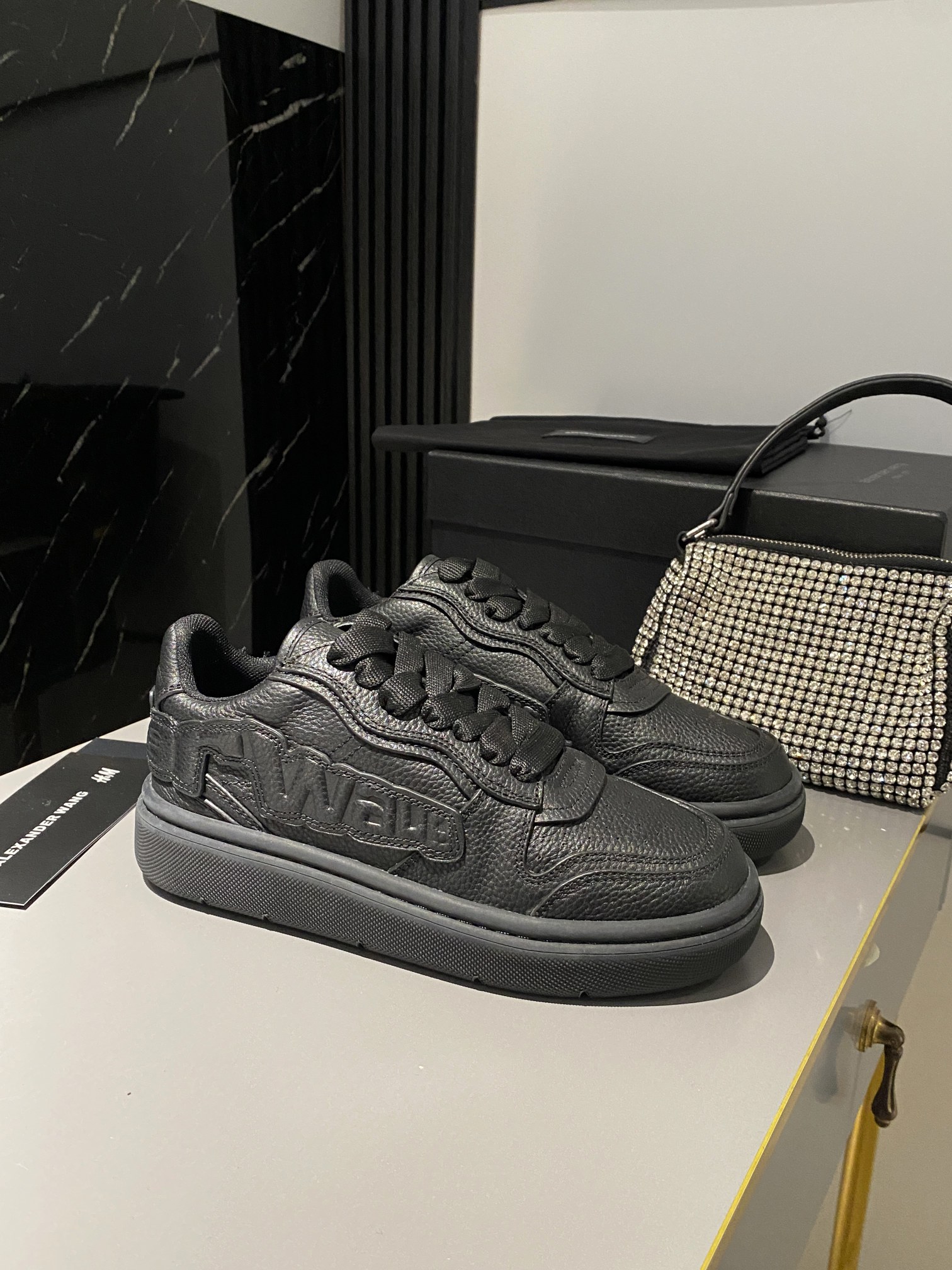 Alexander Wang’s Latest High-Quality Shoe Collection with Unique Details - 图片 4