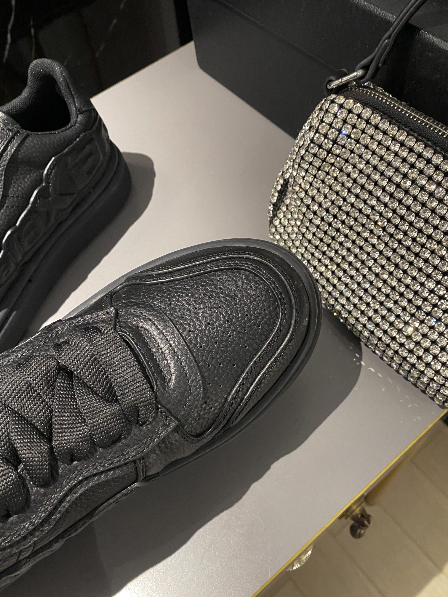 Alexander Wang’s Latest High-Quality Shoe Collection with Unique Details - 图片 6