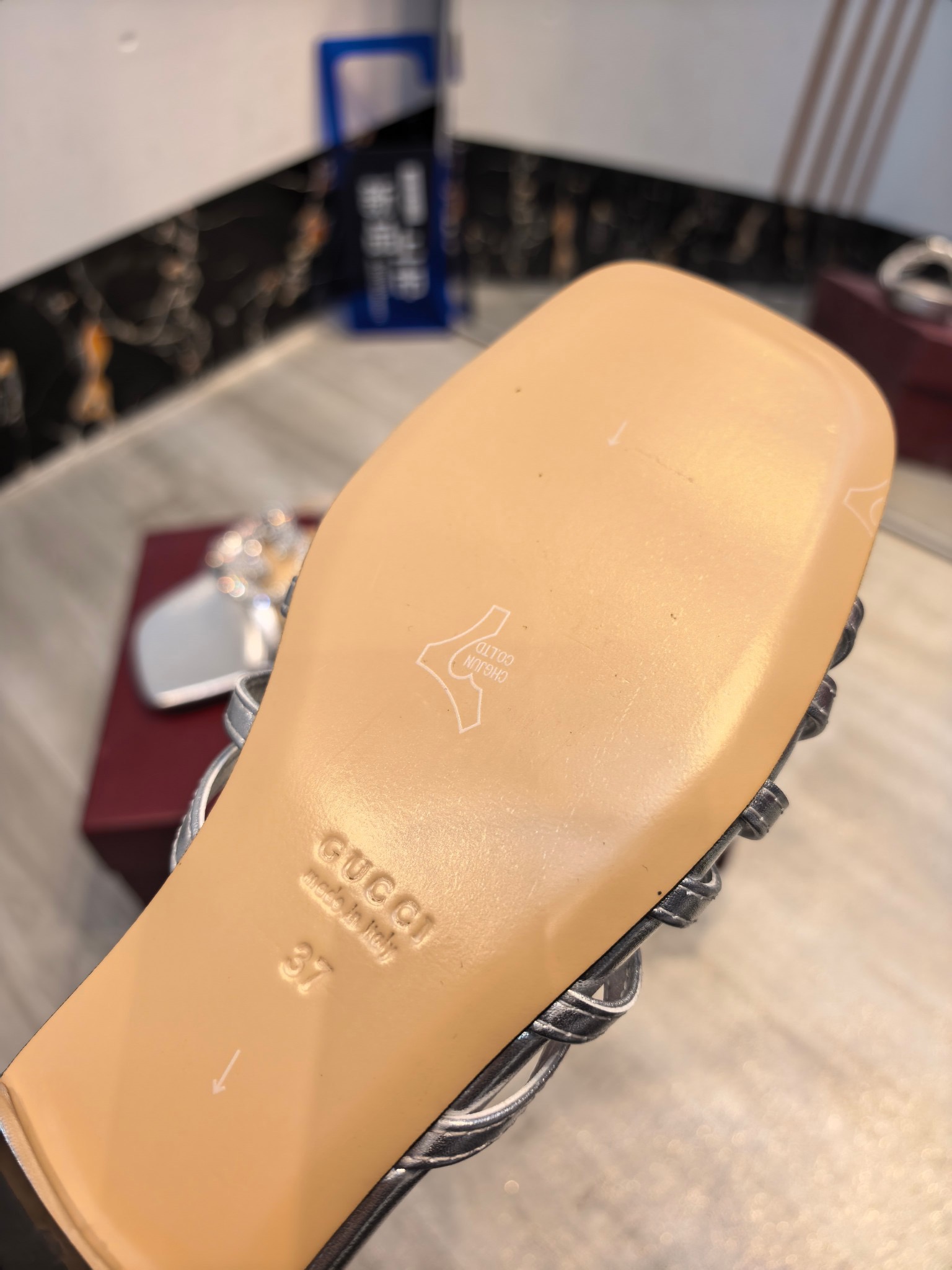 Gucci women's shoes New Gucci G — photo 9
