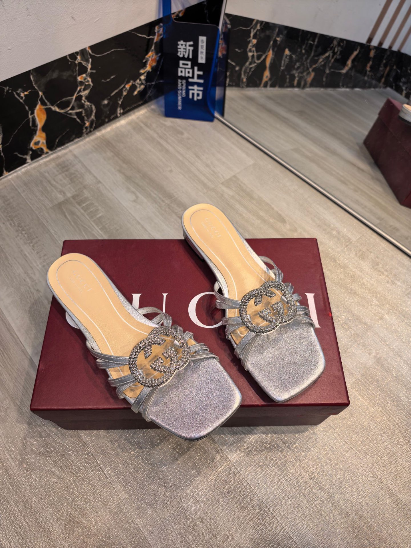 Gucci women's shoes New Gucci G — photo 2