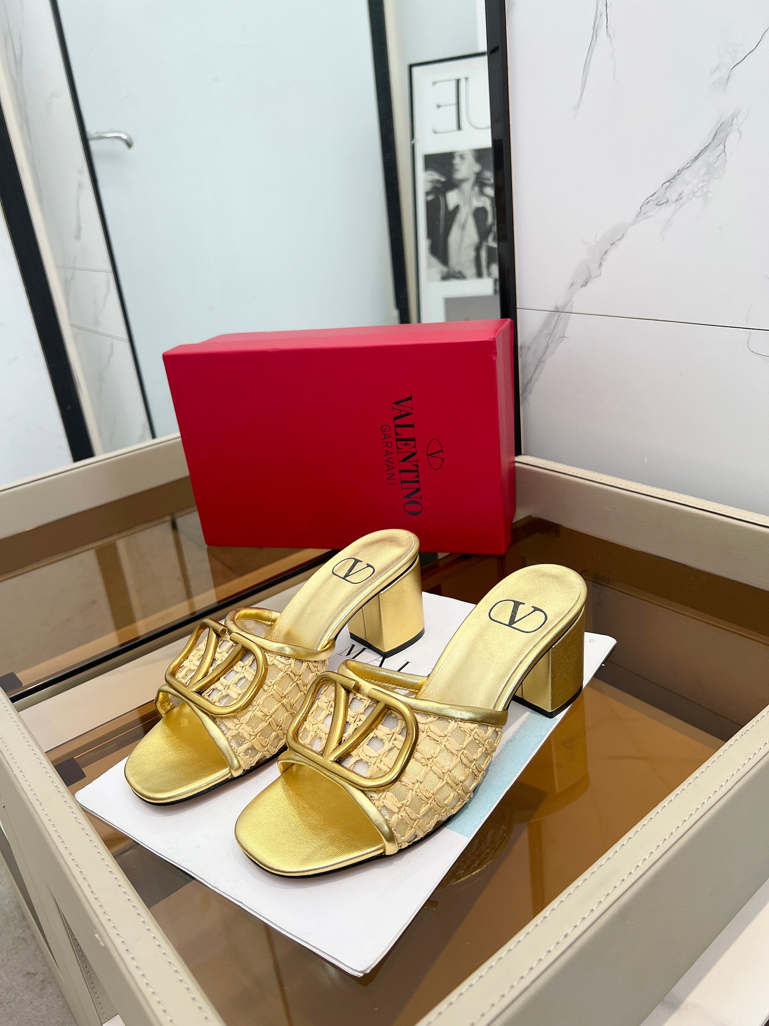 Warren House. Nuevo modelo de malla tejida plus. Logotipo metálico personalizado.Tallas 35-42. Suela