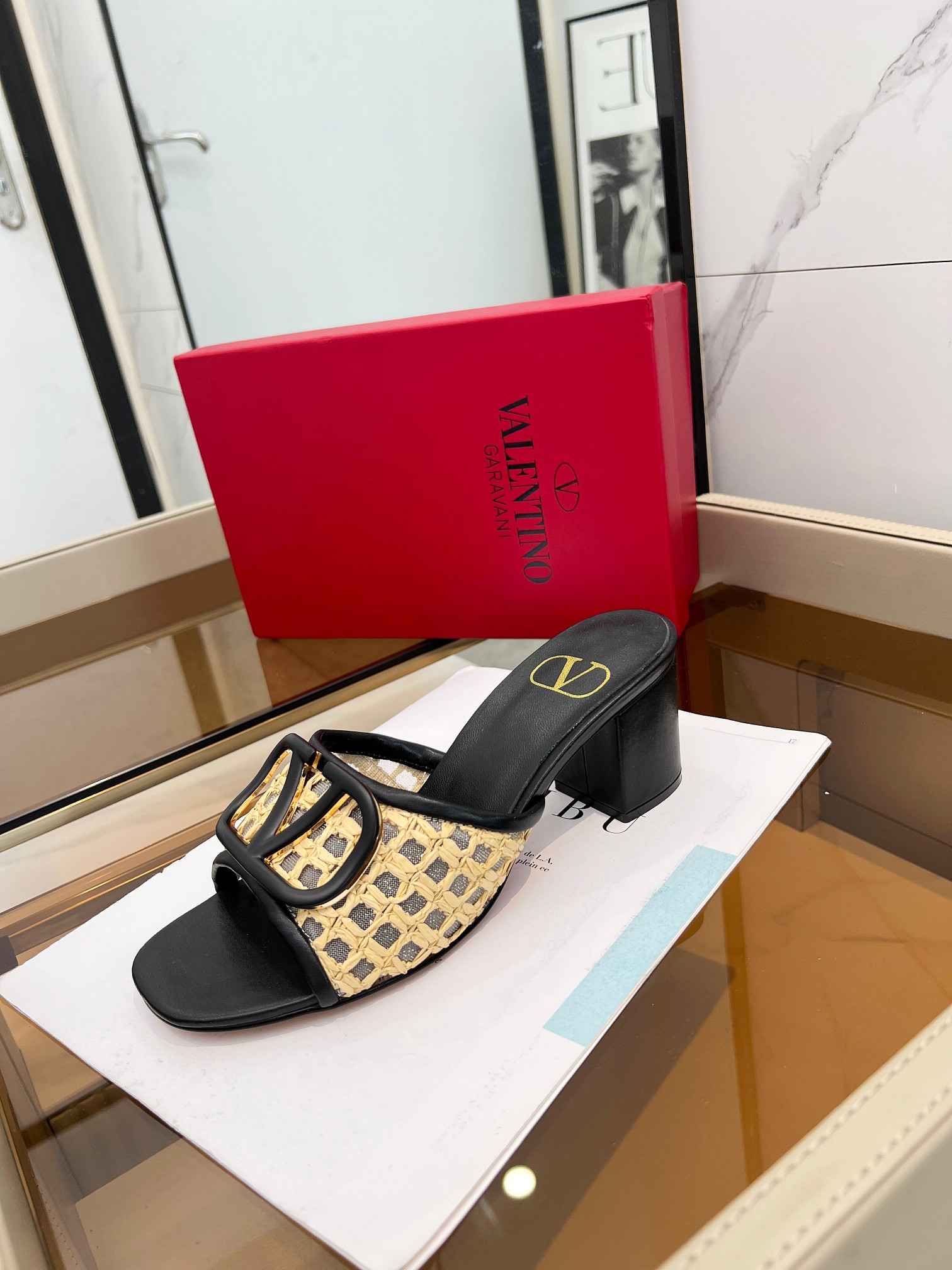 Warren House. Nuevo modelo de malla tejida plus. Logotipo metálico personalizado.Tallas 35-42. Suela