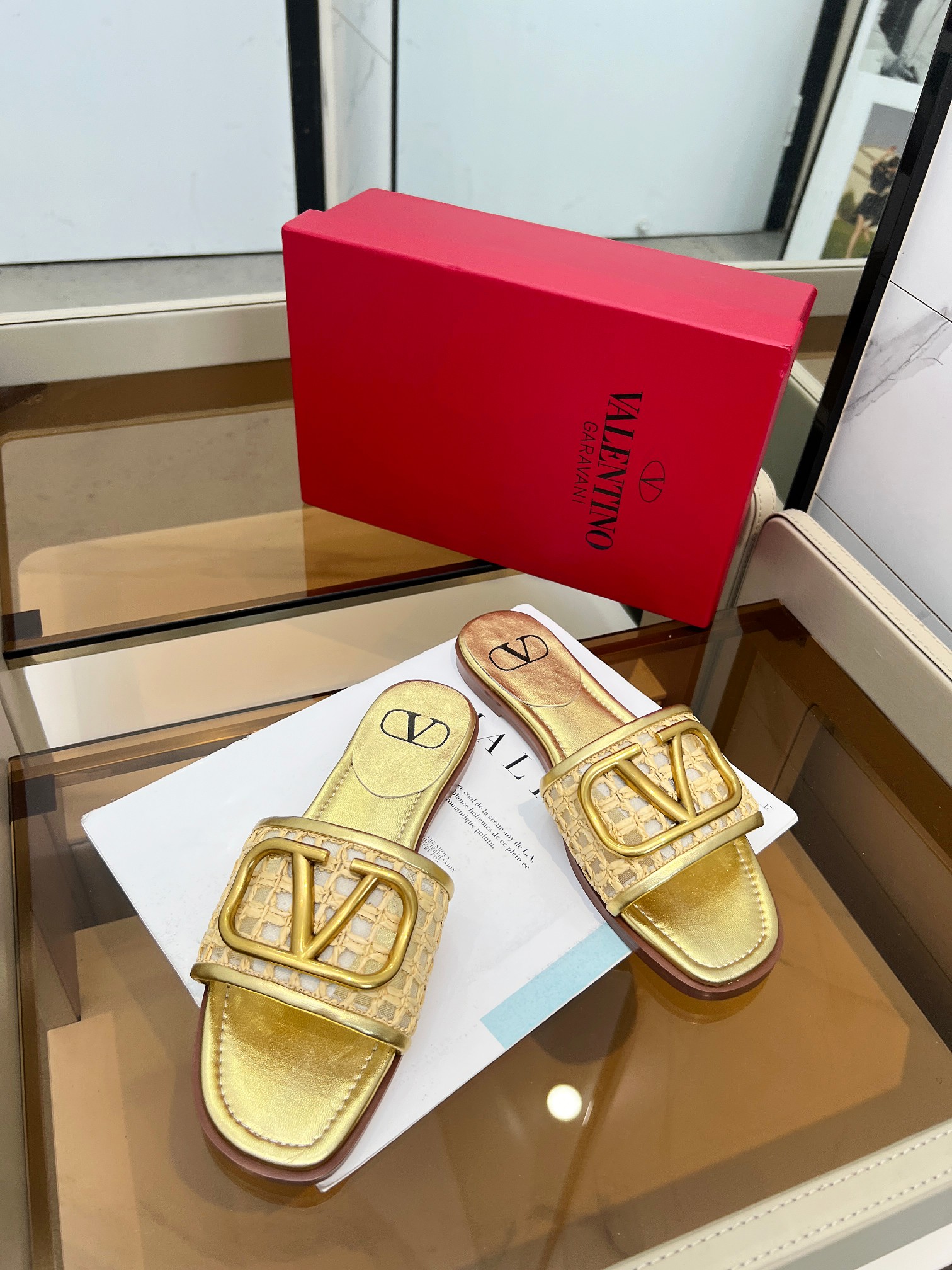 Warren House. Nuevo modelo de malla tejida plus. Logotipo metálico personalizado.Tallas 35-42. Suela