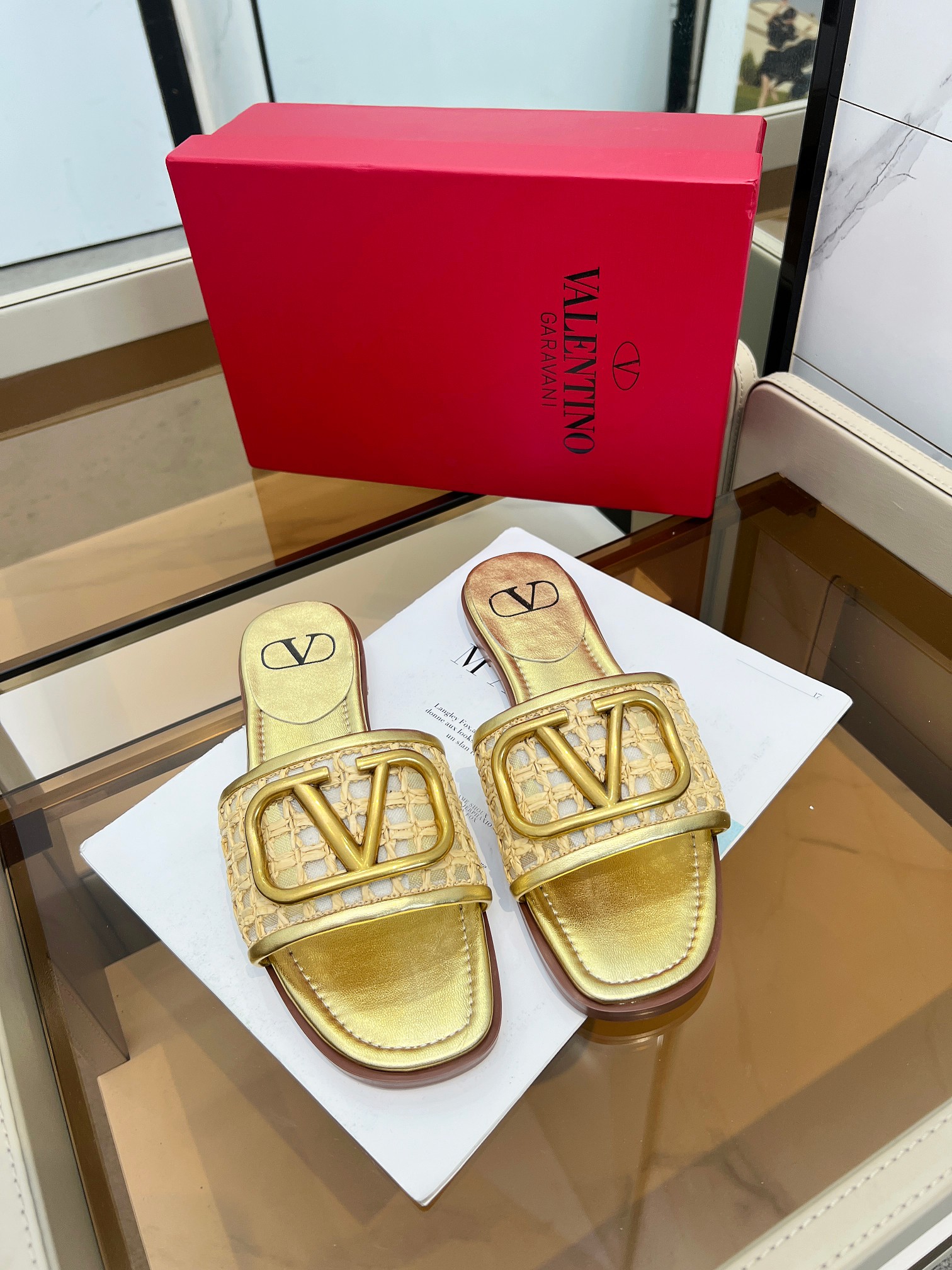 Warren House. Nuevo modelo de malla tejida plus. Logotipo metálico personalizado.Tallas 35-42. Suela