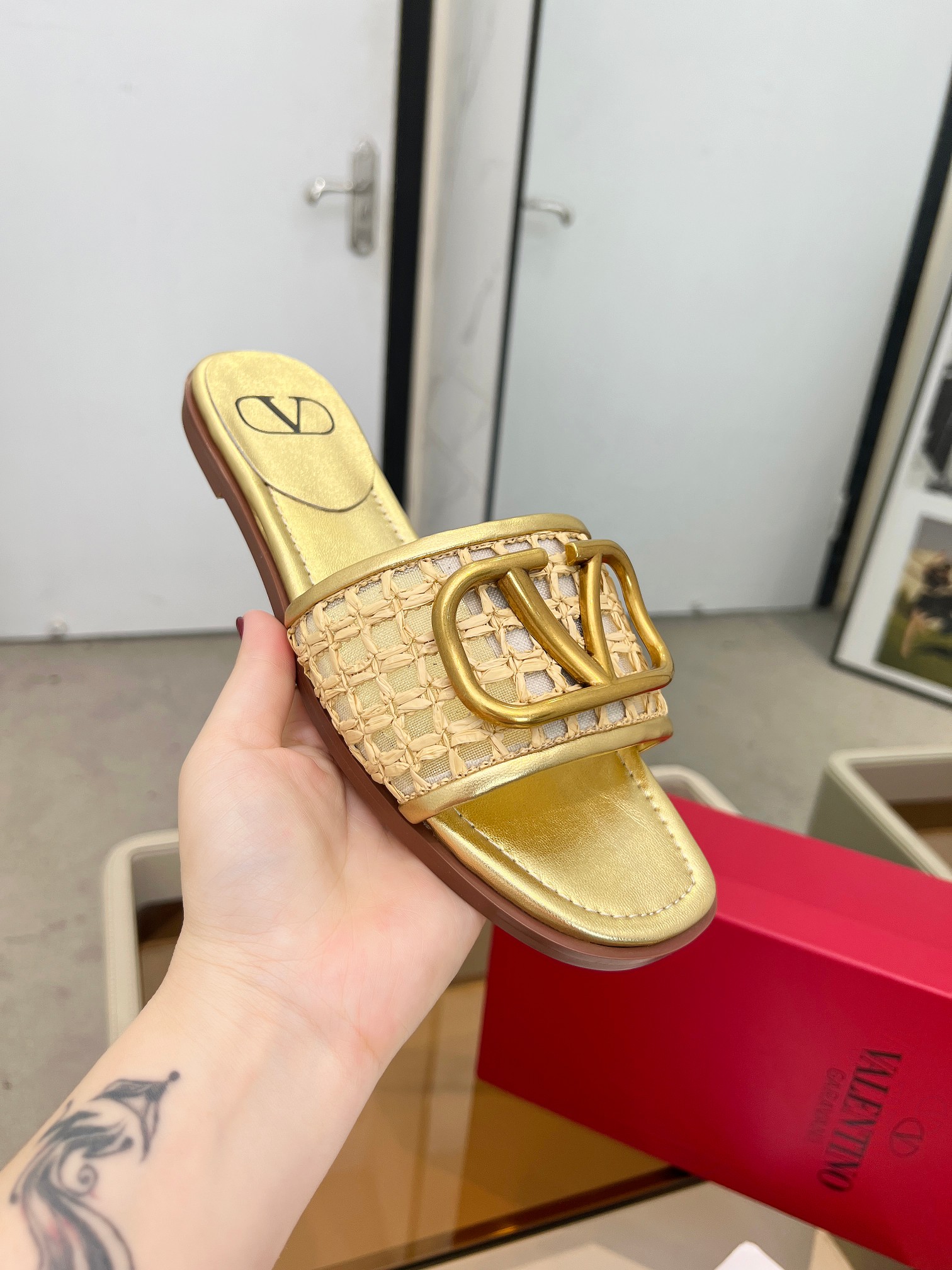 Warren House. Nuevo modelo de malla tejida plus. Logotipo metálico personalizado.Tallas 35-42. Suela