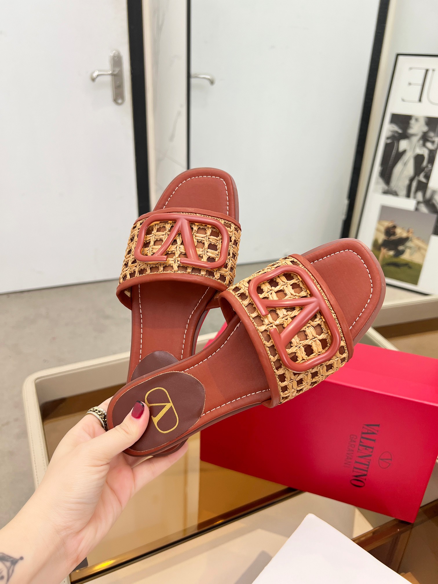 Warren House. Nuevo modelo de malla tejida plus. Logotipo metálico personalizado.Tallas 35-42. Suela