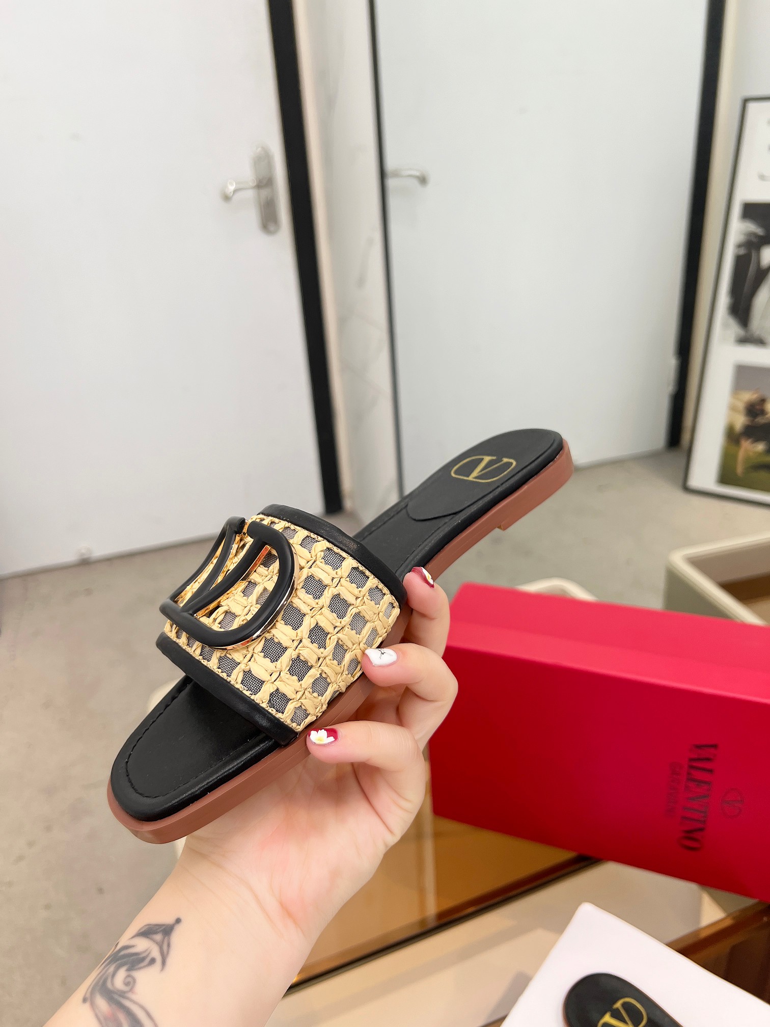 Warren House. Nuevo modelo de malla tejida plus. Logotipo metálico personalizado.Tallas 35-42. Suela