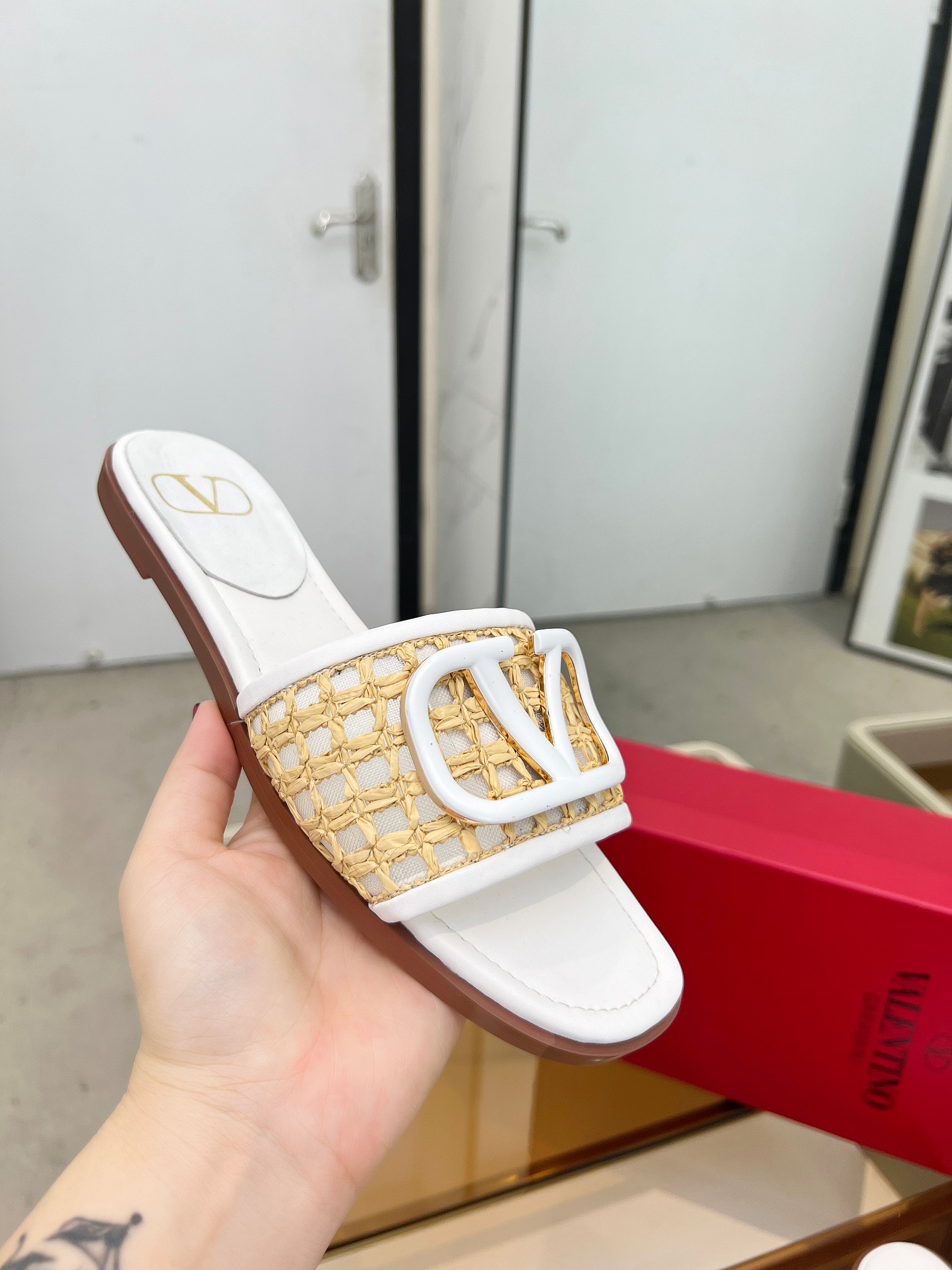 Warren House. Nuevo modelo de malla tejida plus. Logotipo metálico personalizado.Tallas 35-42. Suela
